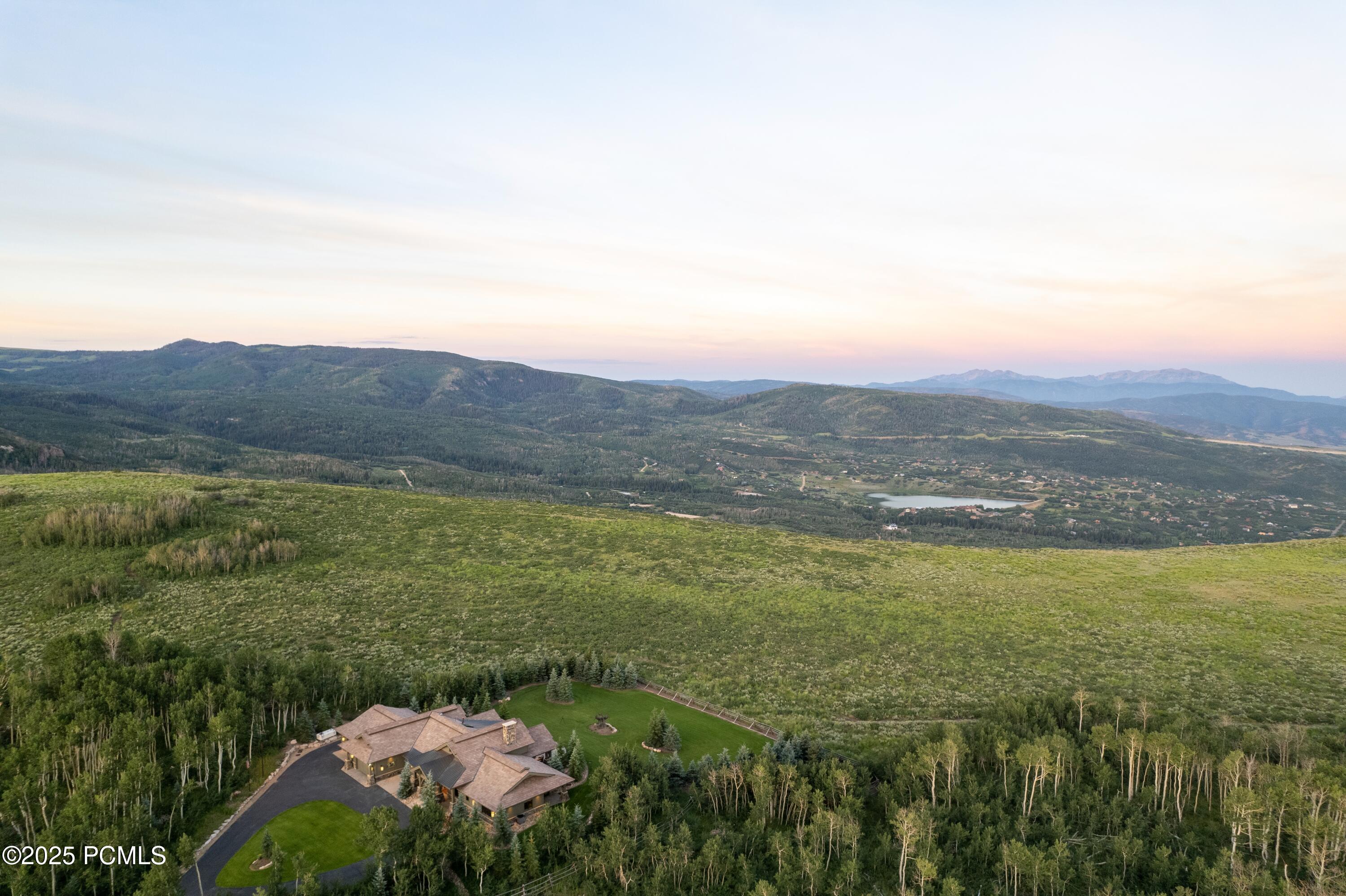 Heber City, Utah 84032, United States, 4 Bedrooms Bedrooms, ,6 BathroomsBathrooms,Residential,Active,72374