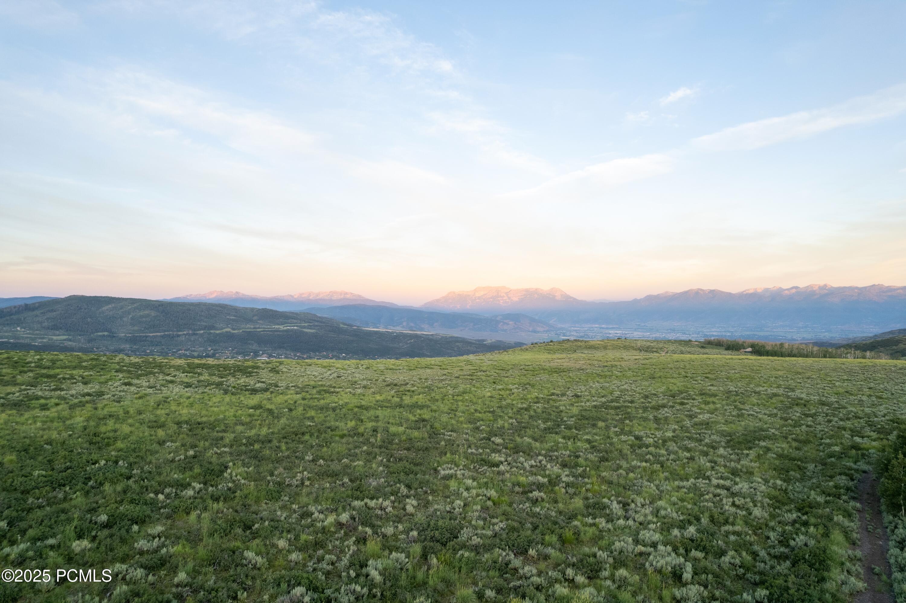 Heber City, Utah 84032, United States, 4 Bedrooms Bedrooms, ,6 BathroomsBathrooms,Residential,Active,72374