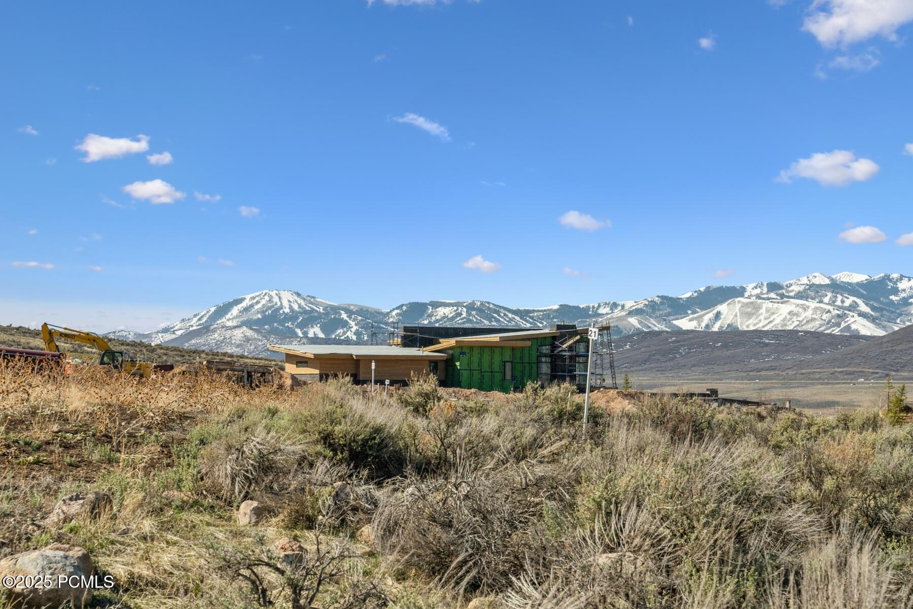 Park City, Utah 84098, United States, 5 Bedrooms Bedrooms, ,7 BathroomsBathrooms,Residential,Pending,178796