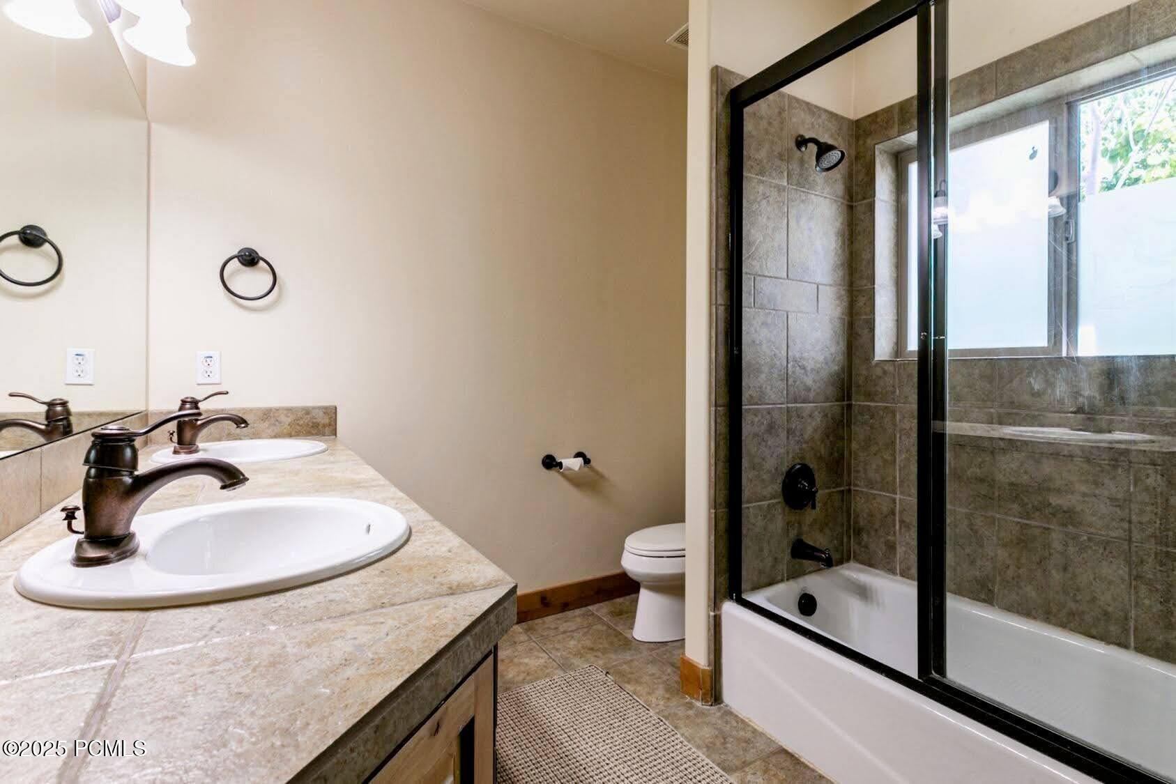 8437 Pointe Drive, Park City, Utah image 16