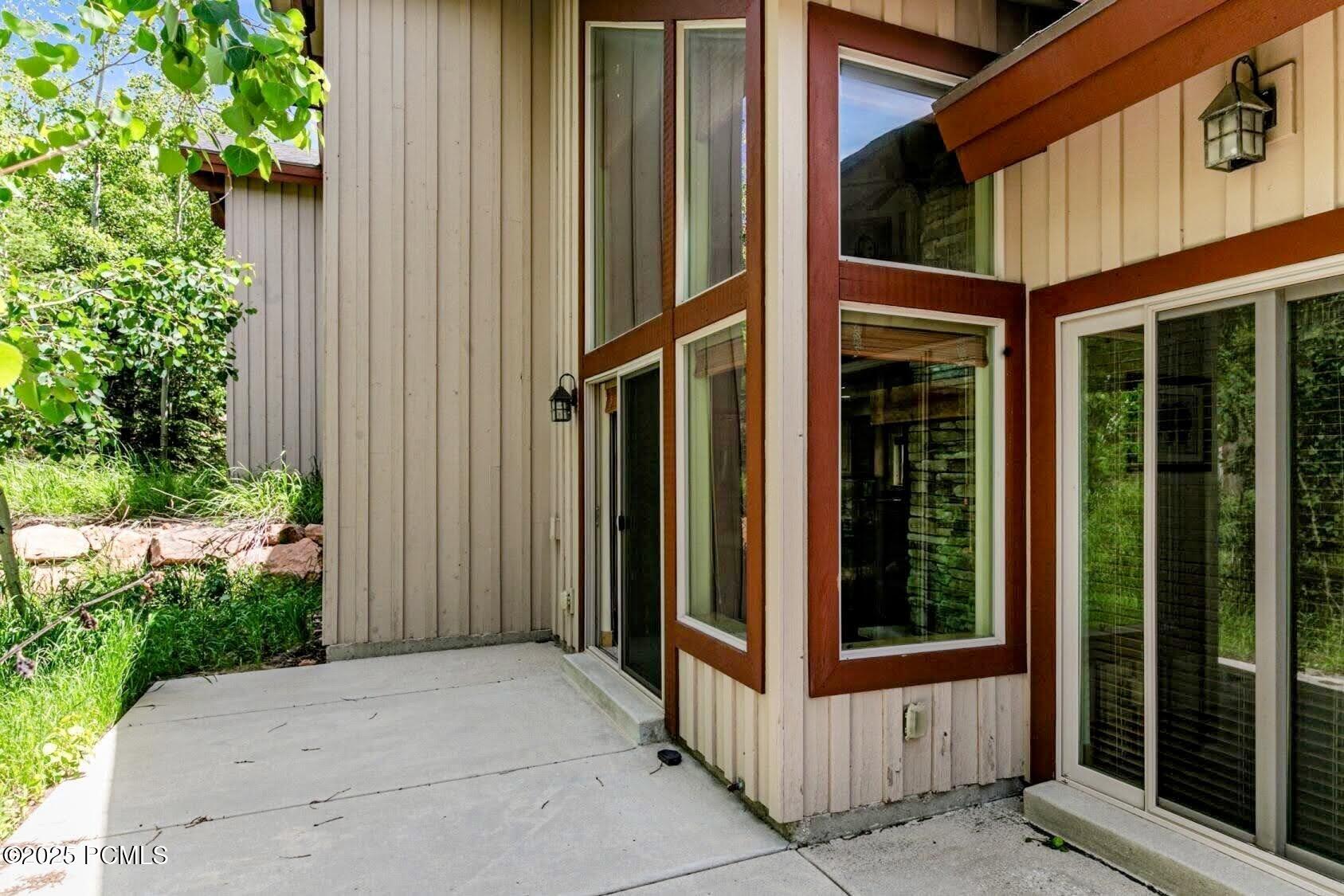 8437 Pointe Drive, Park City, Utah image 22