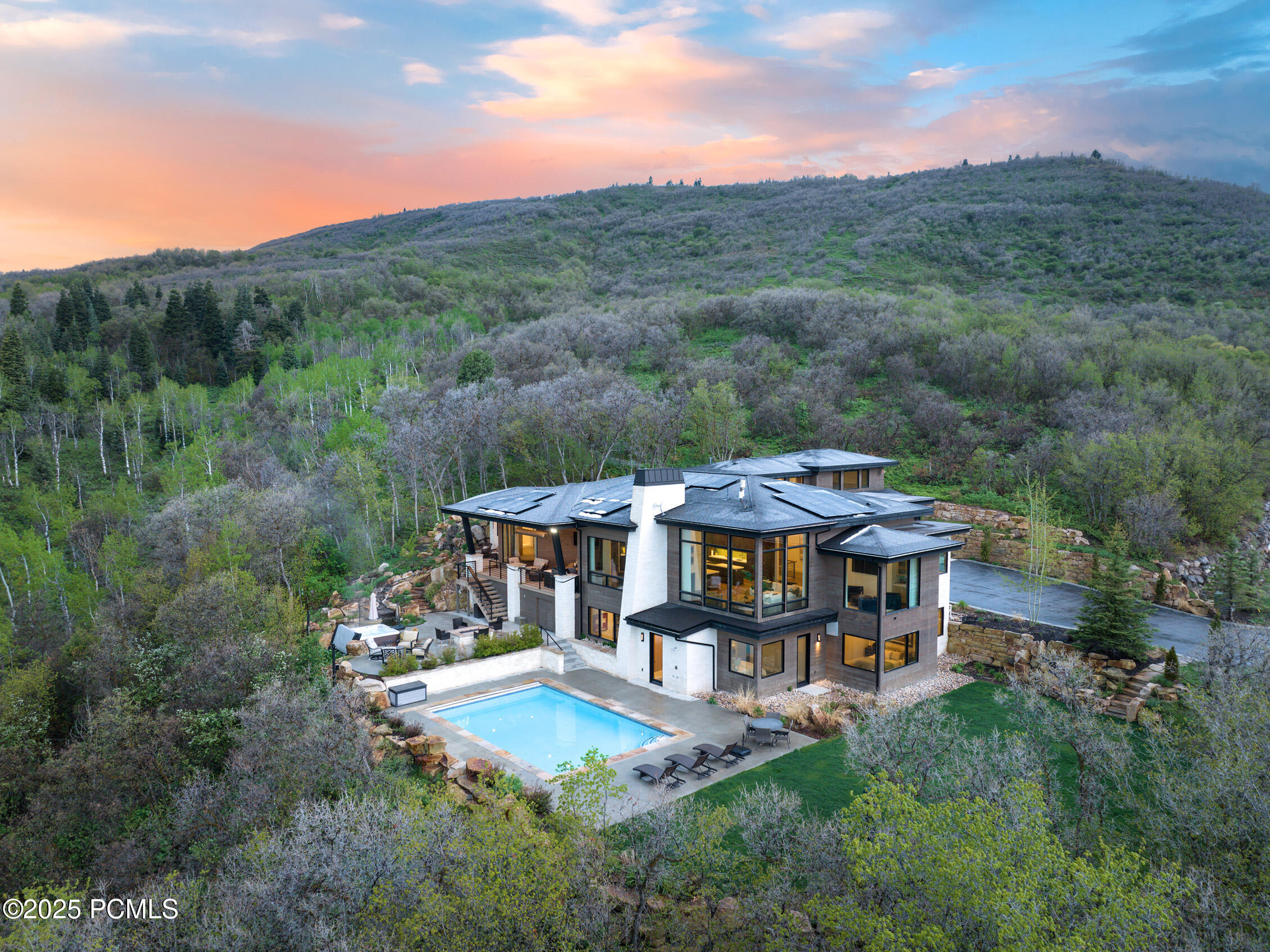 8947 Parleys Lane, Park City, Utah image 4