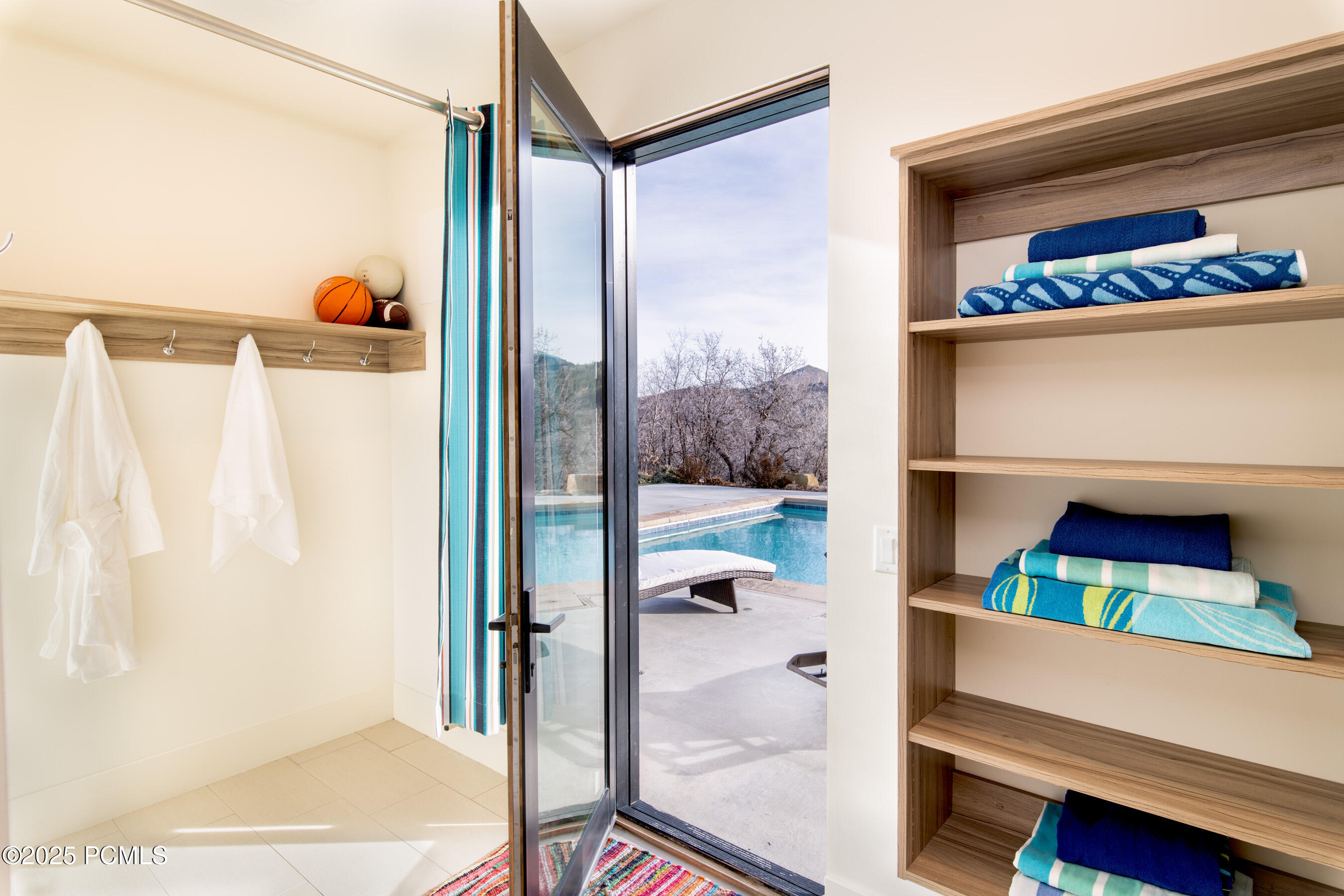 Park City, Utah 84098, United States, 7 Bedrooms Bedrooms, ,8 BathroomsBathrooms,Residential,Active,134322