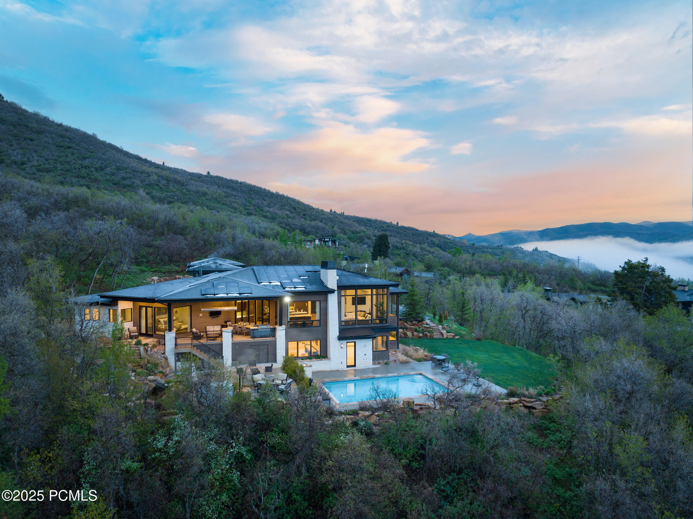 Park City, Utah 84098, United States, 7 Bedrooms Bedrooms, ,8 BathroomsBathrooms,Residential,Active,134322