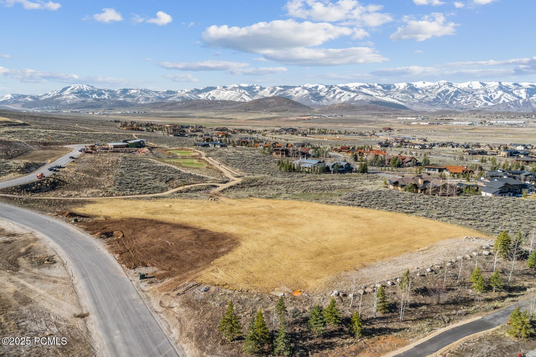 Park City, Utah 84098, United States, 5 Bedrooms Bedrooms, ,7 BathroomsBathrooms,Residential,Pending,193685