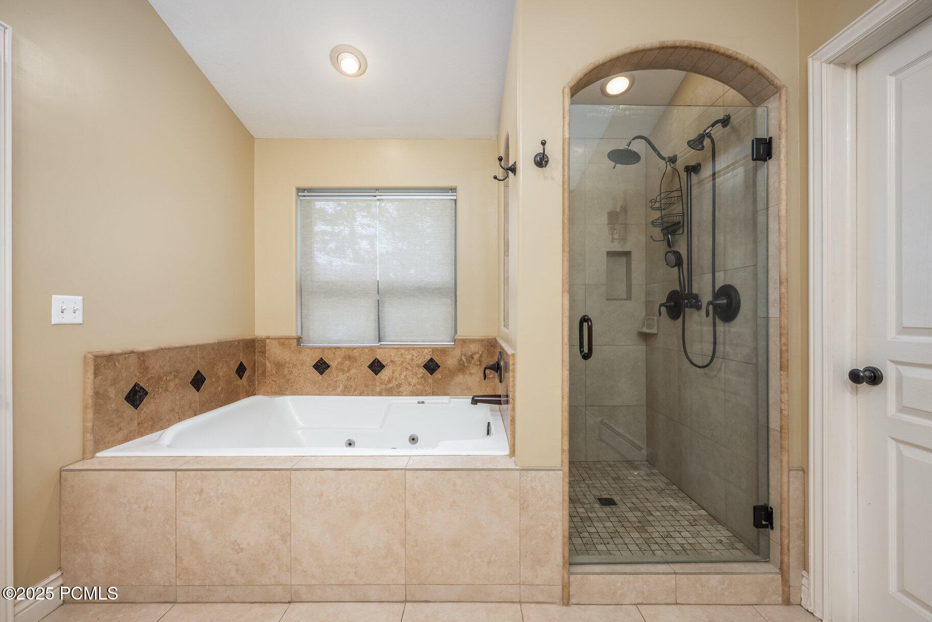 6880 N Greenfield Drive, Park City, Utah image 5