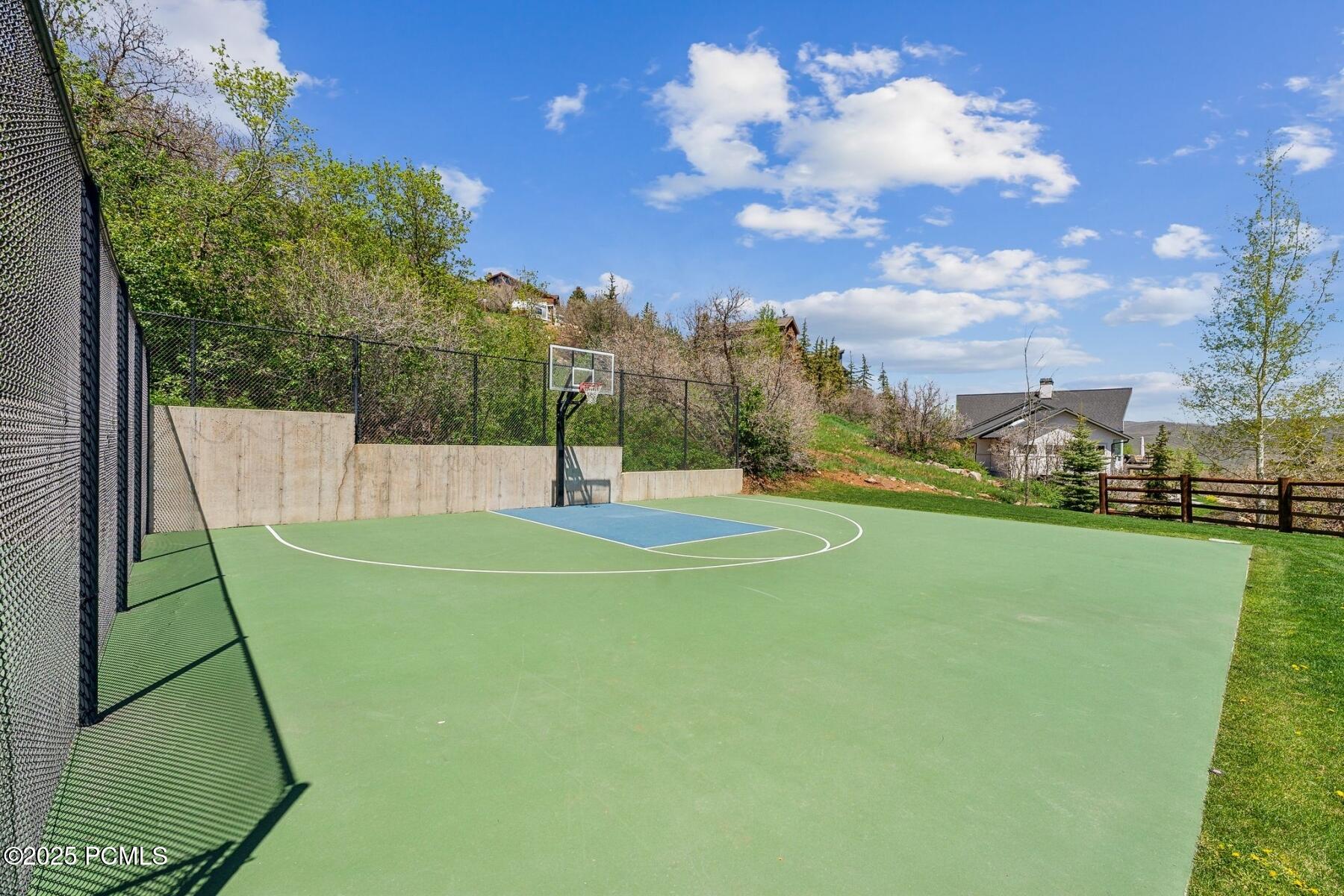 Park City, Utah 84098, United States, 5 Bedrooms Bedrooms, ,5 BathroomsBathrooms,Residential,Active,130026