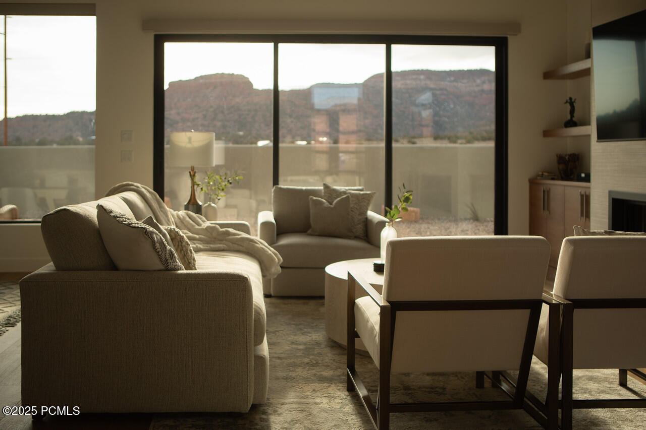 335 S Tala Circle, Kanab, Utah image 11