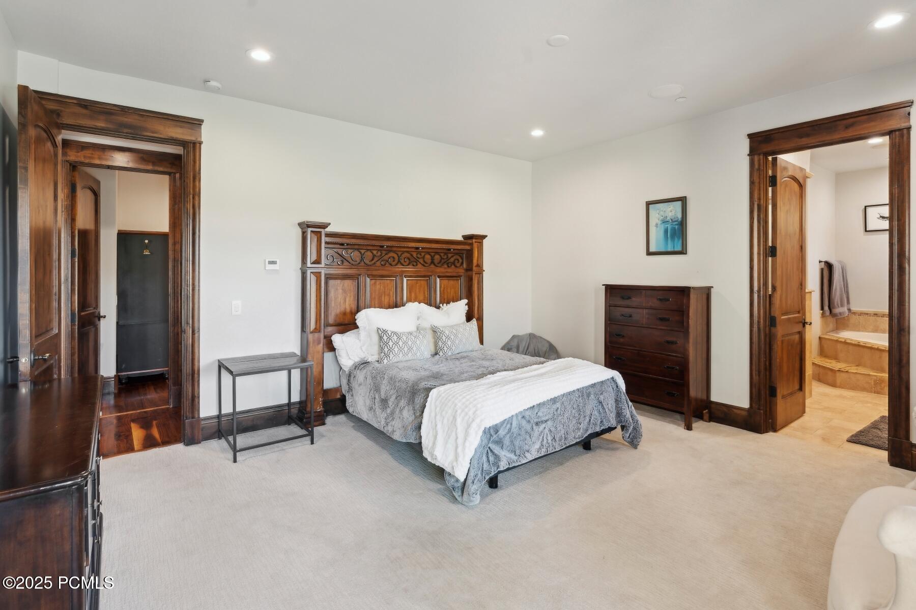 Park City, Utah 84098, United States, 5 Bedrooms Bedrooms, ,6 BathroomsBathrooms,Residential,Active,97359