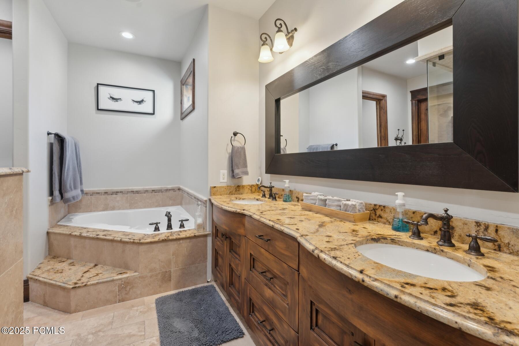 Park City, Utah 84098, United States, 5 Bedrooms Bedrooms, ,6 BathroomsBathrooms,Residential,Active,97359