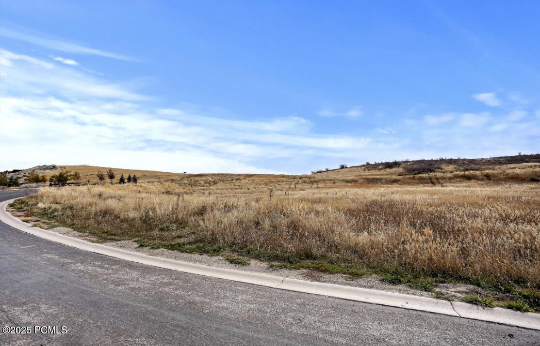 7545 E Dogwood Drive, Huntsville, Utah image 10