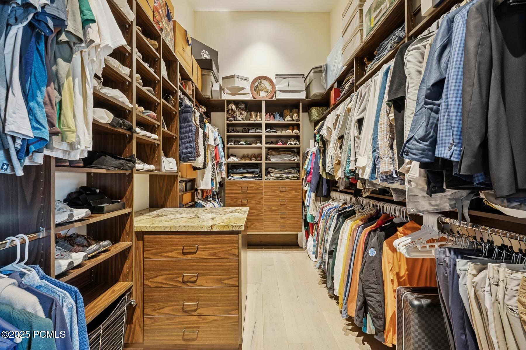 Park City, Utah 84098, United States, 5 Bedrooms Bedrooms, ,8 BathroomsBathrooms,Residential,Active,231494