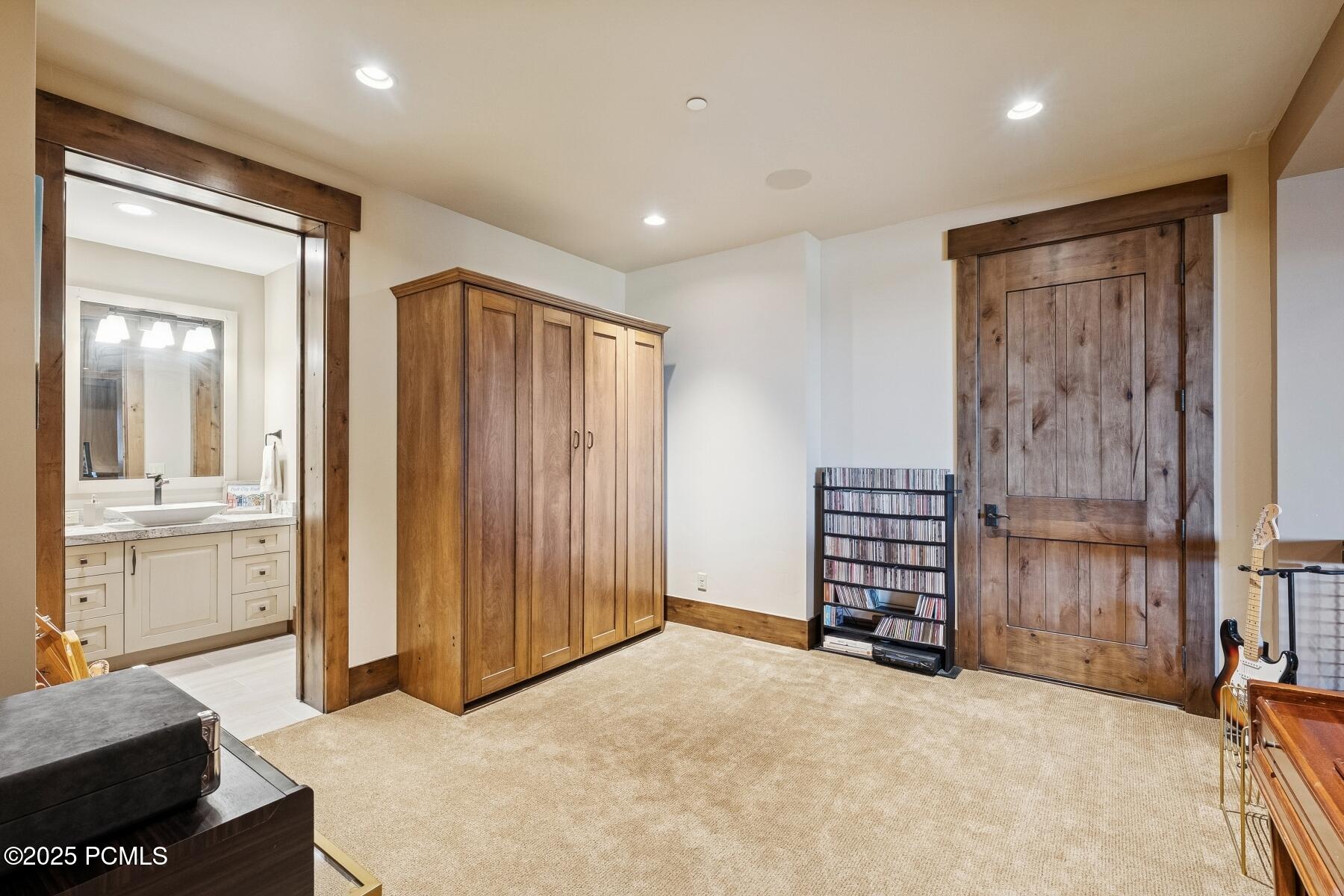 Park City, Utah 84098, United States, 5 Bedrooms Bedrooms, ,8 BathroomsBathrooms,Residential,Active,231494