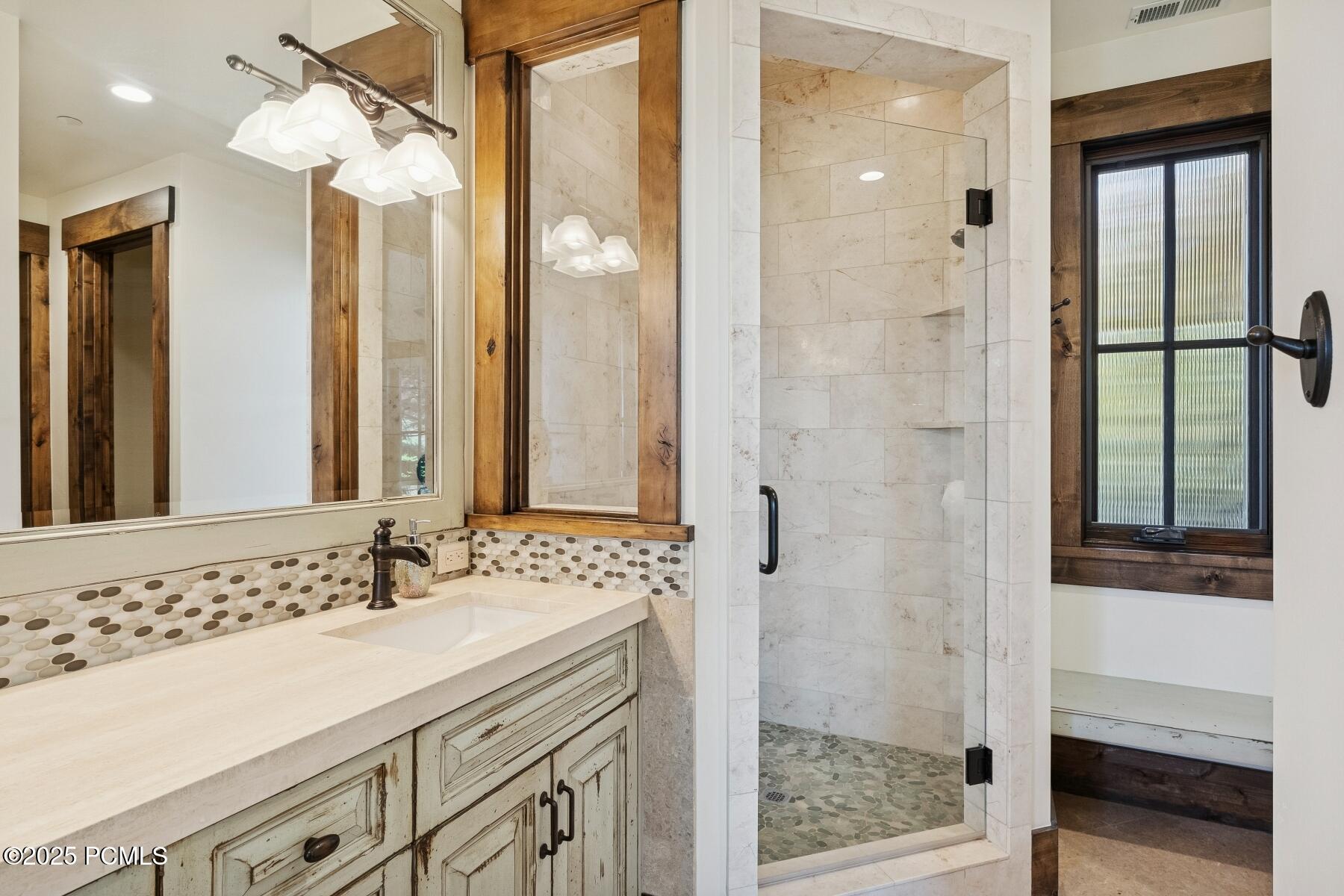 Park City, Utah 84098, United States, 5 Bedrooms Bedrooms, ,8 BathroomsBathrooms,Residential,Active,231494