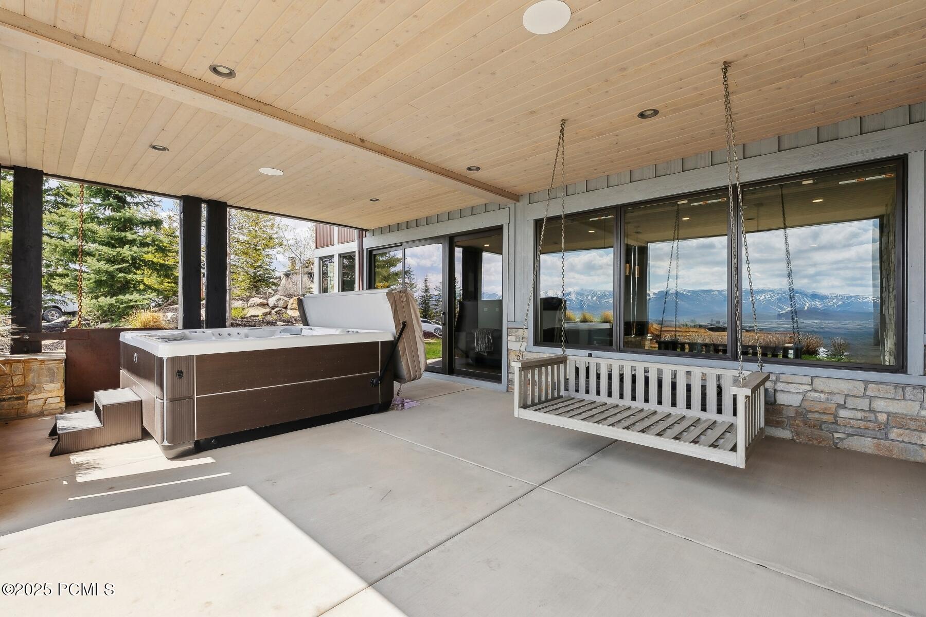 Park City, Utah 84098, United States, 4 Bedrooms Bedrooms, ,6 BathroomsBathrooms,Residential,Active,138886