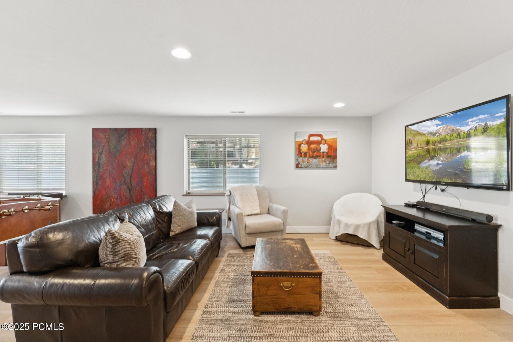 Park City, Utah 84098, United States, 5 Bedrooms Bedrooms, ,3 BathroomsBathrooms,Residential,Active,174194