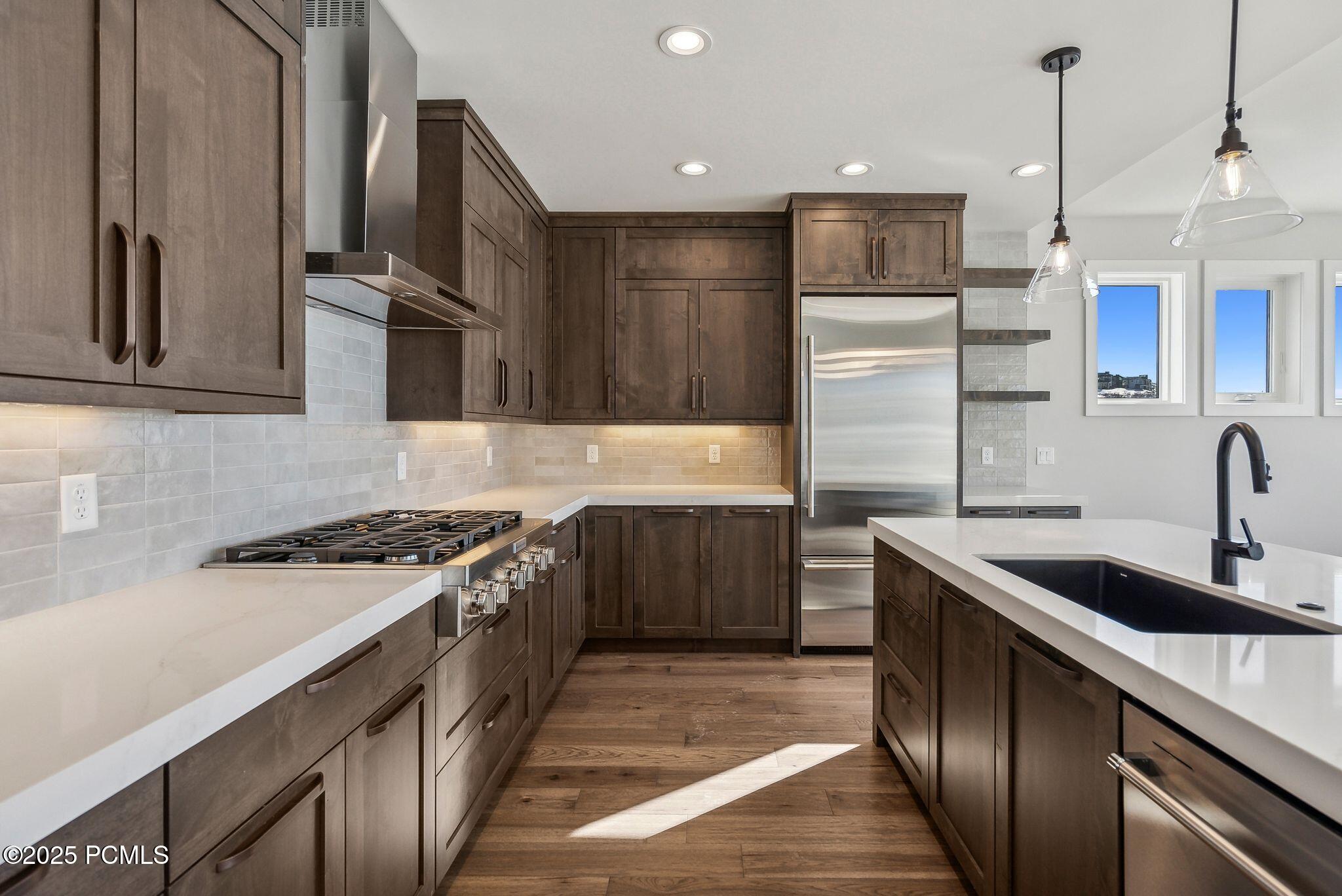 Hideout, Utah 84036, United States, 3 Bedrooms Bedrooms, ,4 BathroomsBathrooms,Residential,Active,32544