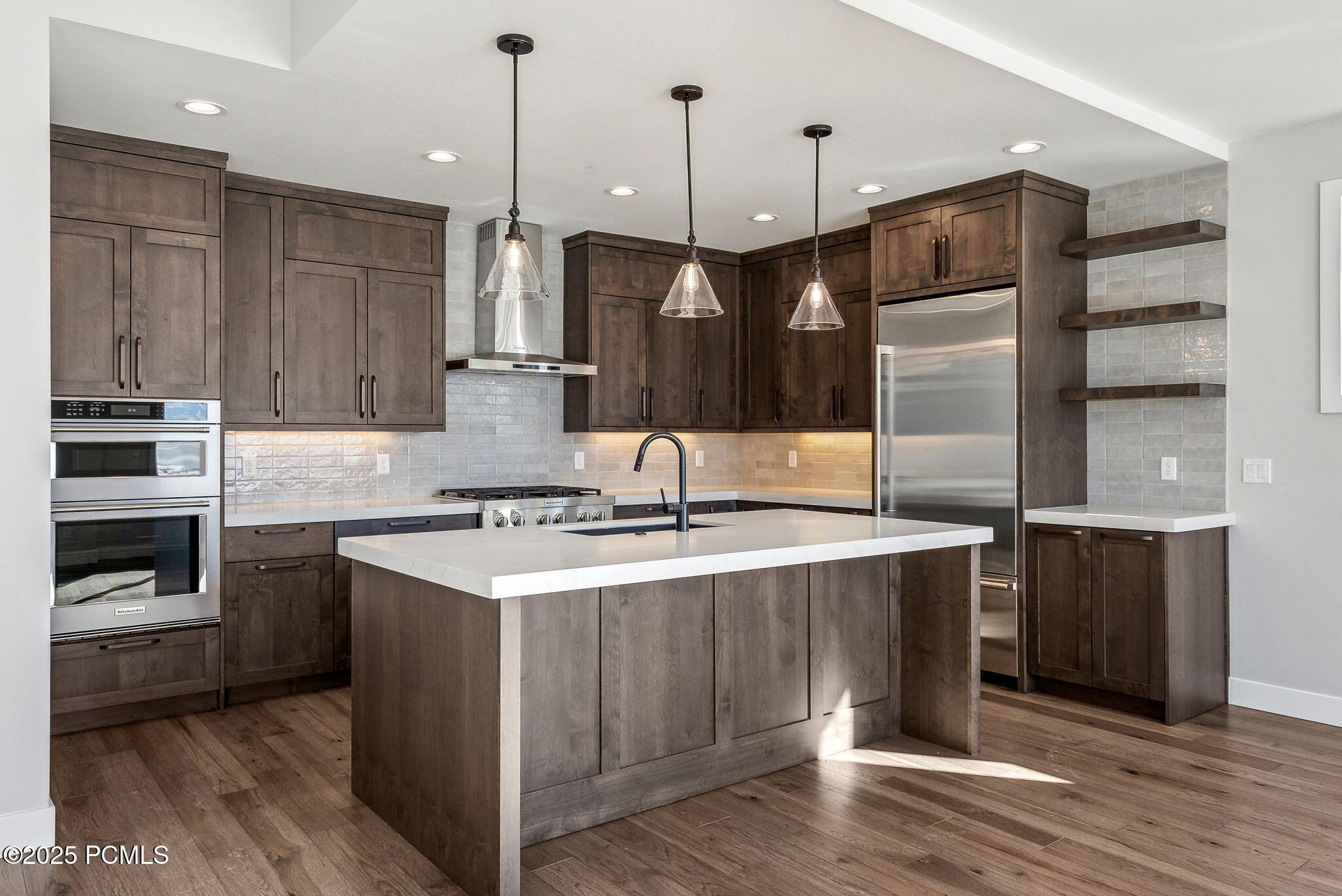 Hideout, Utah 84036, United States, 3 Bedrooms Bedrooms, ,4 BathroomsBathrooms,Residential,Active,32544