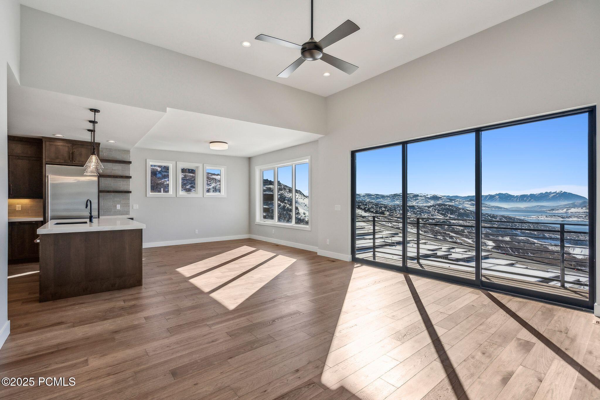 Hideout, Utah 84036, United States, 3 Bedrooms Bedrooms, ,4 BathroomsBathrooms,Residential,Active,32544