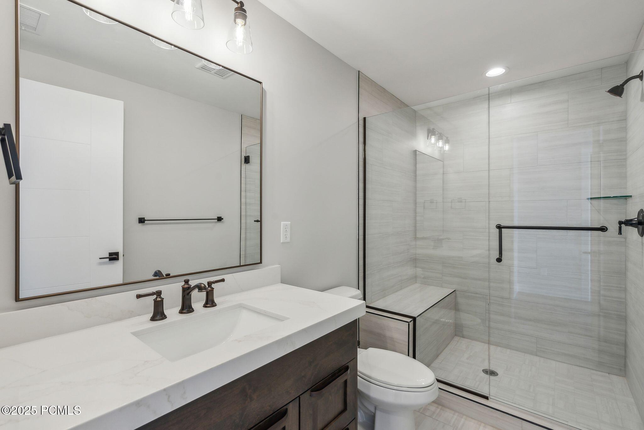 Hideout, Utah 84036, United States, 3 Bedrooms Bedrooms, ,4 BathroomsBathrooms,Residential,Active,32544