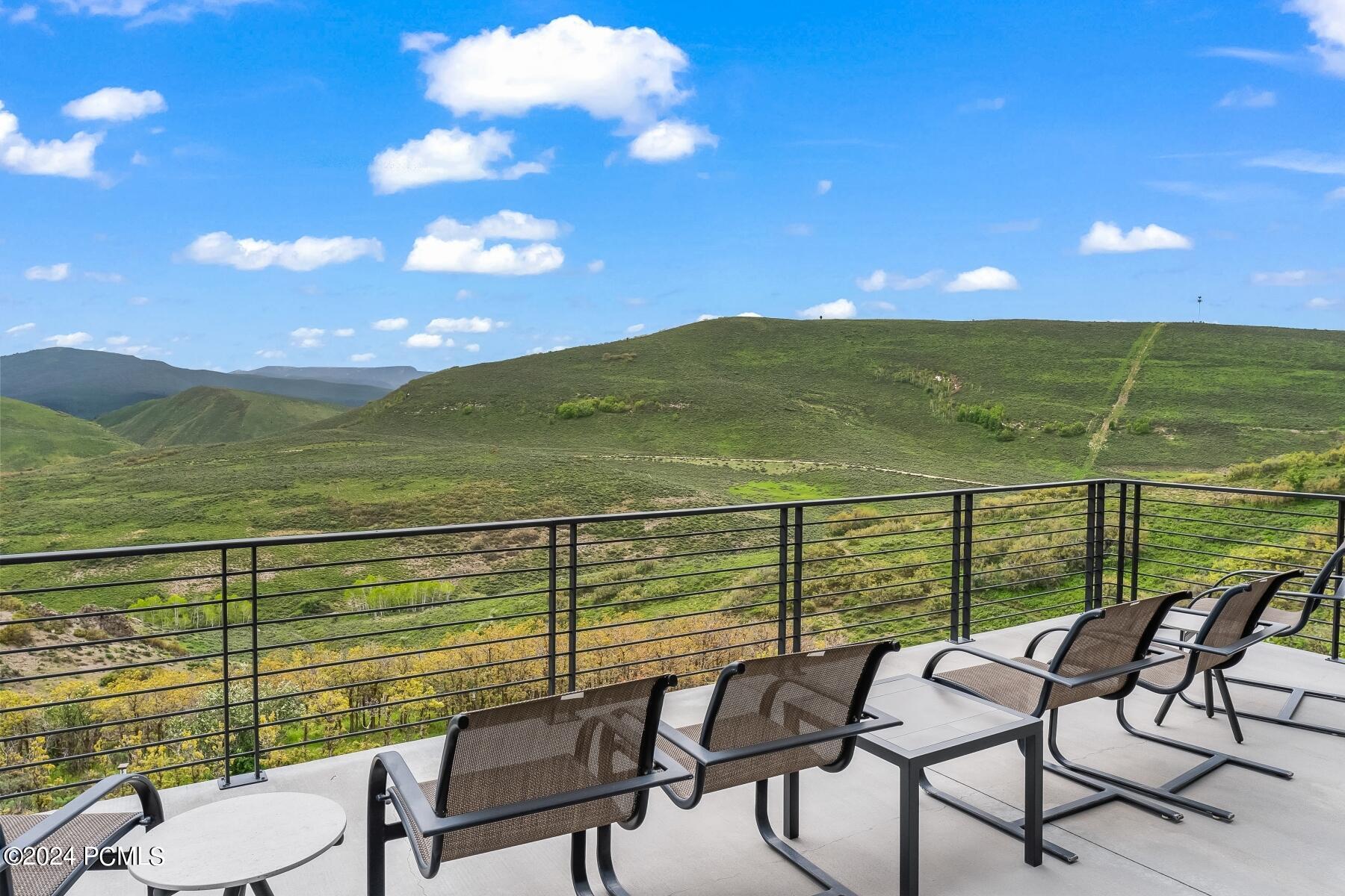 Park City, Utah 84098, United States, 5 Bedrooms Bedrooms, ,8 BathroomsBathrooms,Residential,Pending,73704