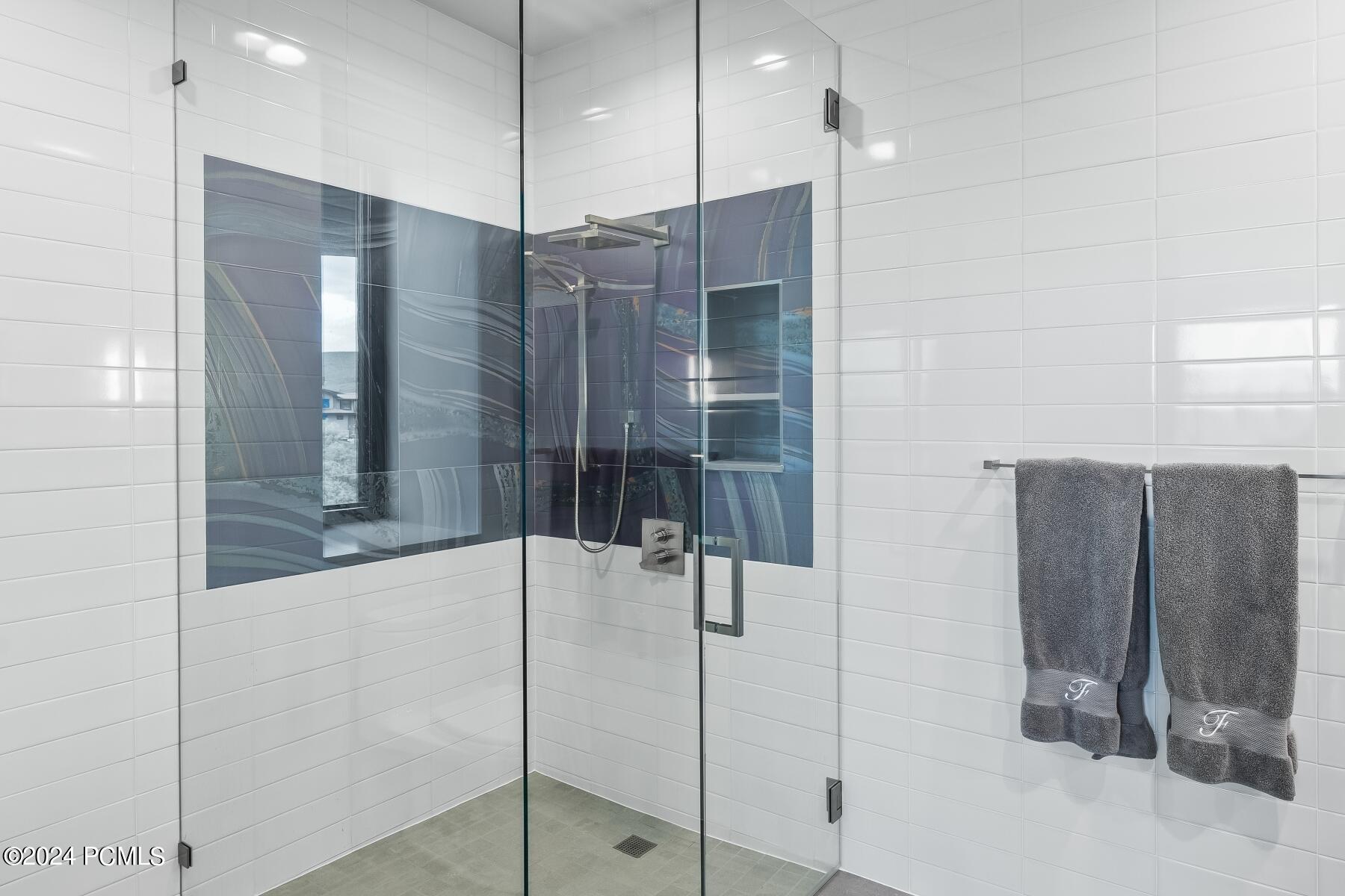 Park City, Utah 84098, United States, 5 Bedrooms Bedrooms, ,8 BathroomsBathrooms,Residential,Pending,73704