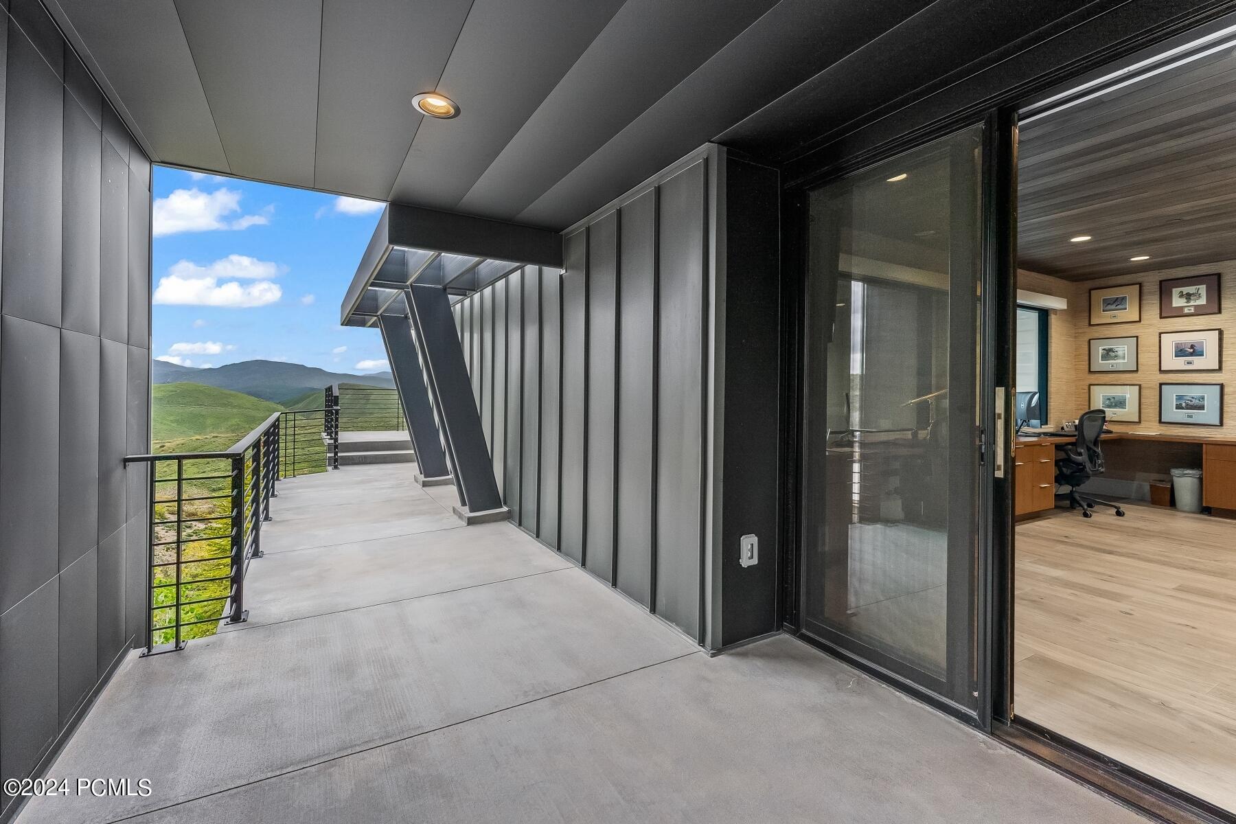 Park City, Utah 84098, United States, 5 Bedrooms Bedrooms, ,8 BathroomsBathrooms,Residential,Pending,73704