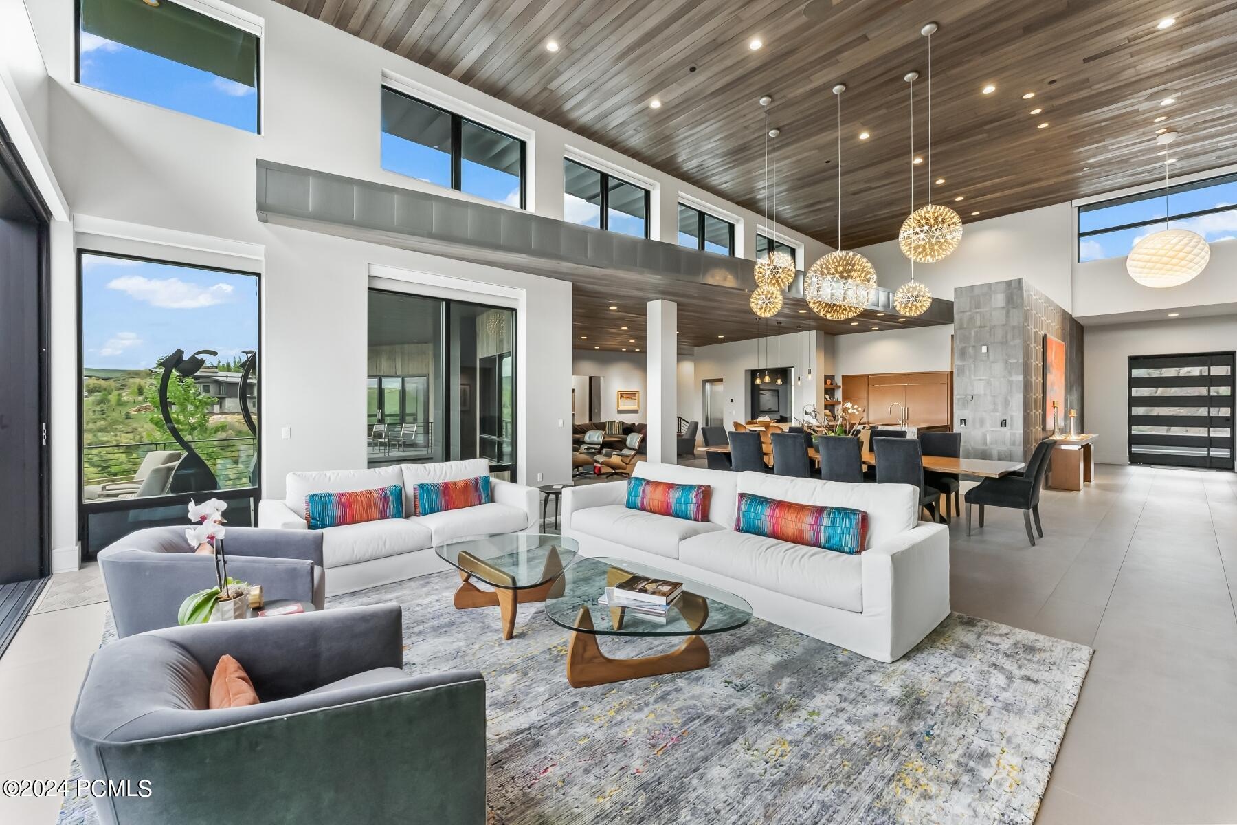 Park City, Utah 84098, United States, 5 Bedrooms Bedrooms, ,8 BathroomsBathrooms,Residential,Pending,73704