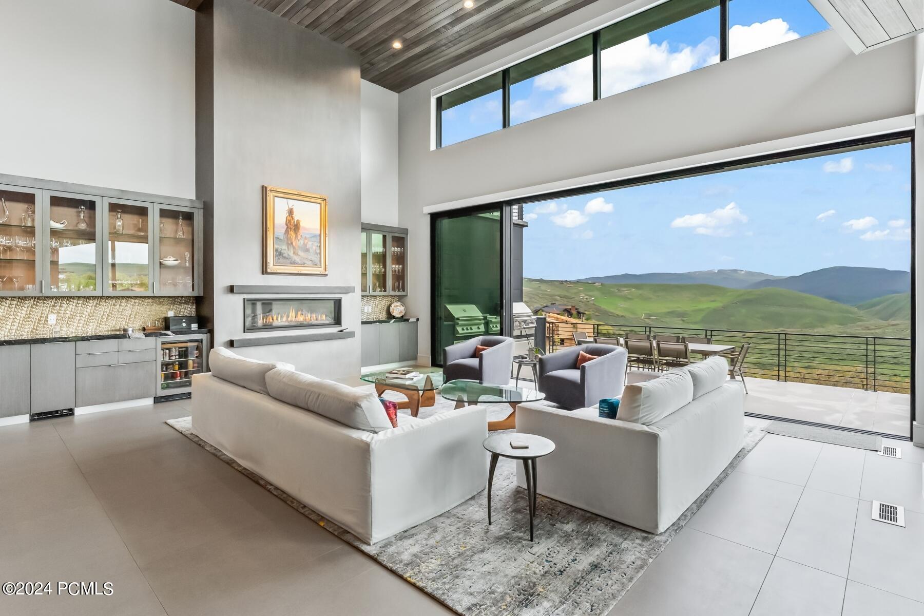 Park City, Utah 84098, United States, 5 Bedrooms Bedrooms, ,8 BathroomsBathrooms,Residential,Pending,73704