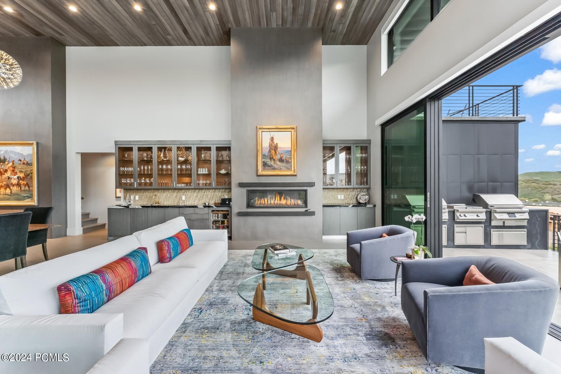 Park City, Utah 84098, United States, 5 Bedrooms Bedrooms, ,8 BathroomsBathrooms,Residential,Pending,73704