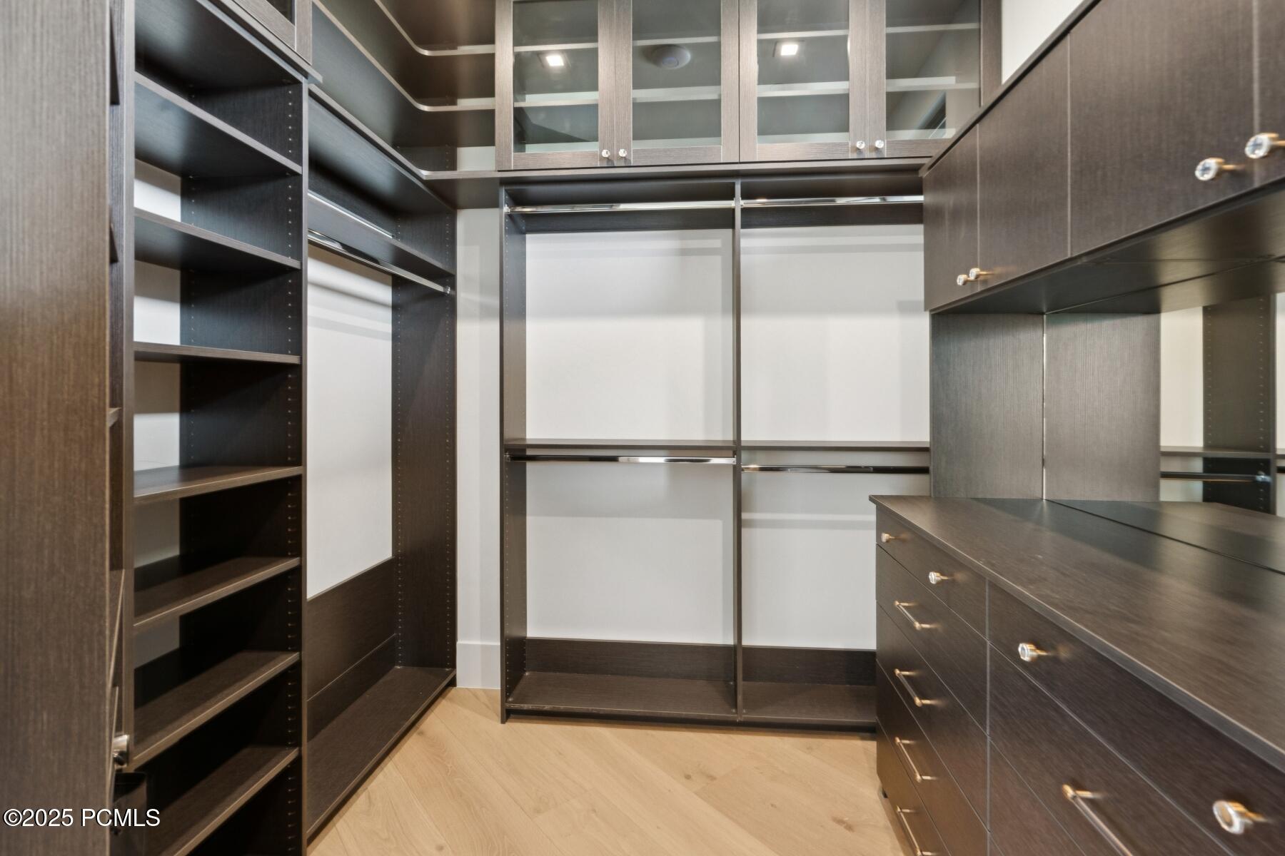 Park City, Utah 84098, United States, 5 Bedrooms Bedrooms, ,7 BathroomsBathrooms,Residential,Active,160723