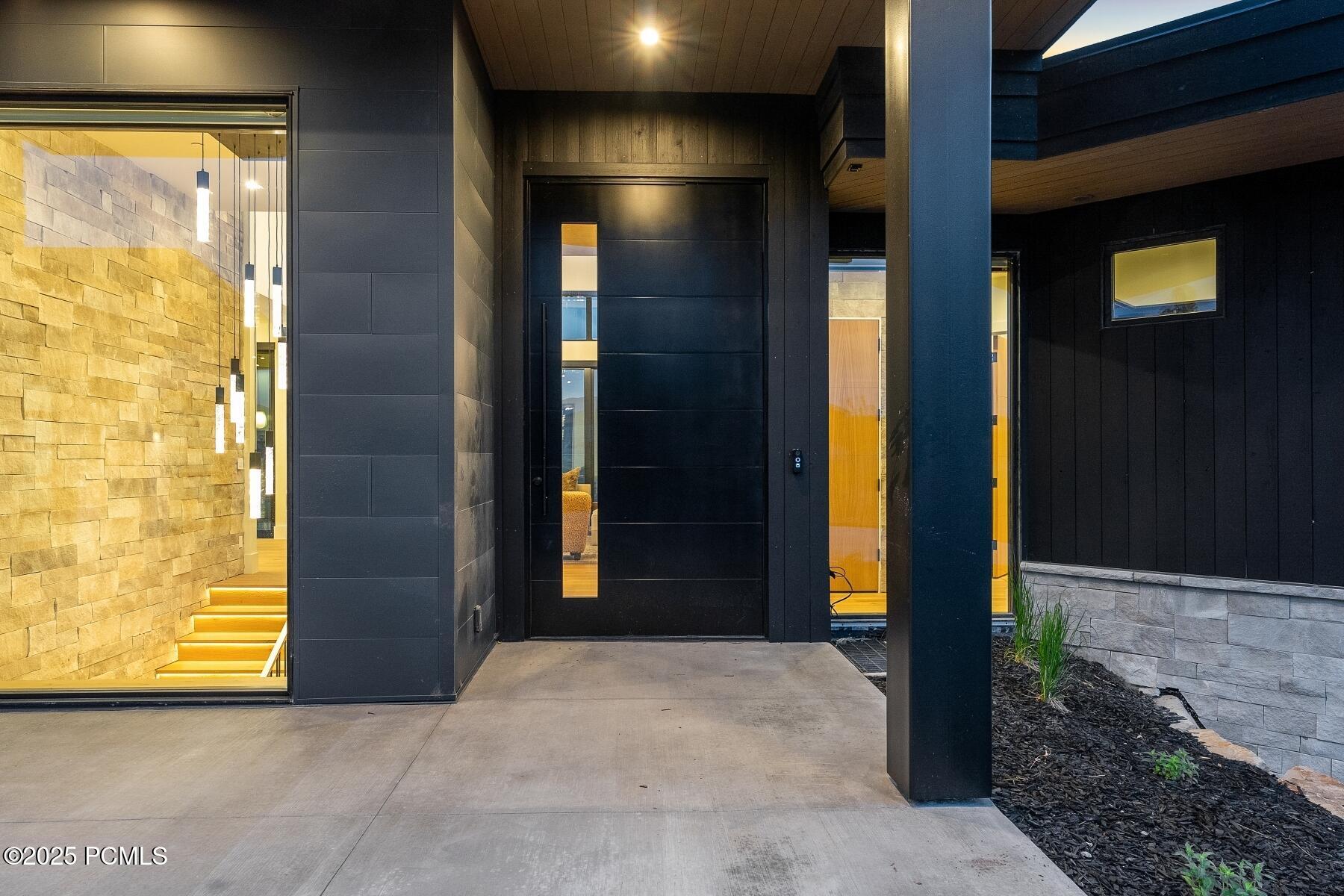 Park City, Utah 84098, United States, 5 Bedrooms Bedrooms, ,7 BathroomsBathrooms,Residential,Active,160723