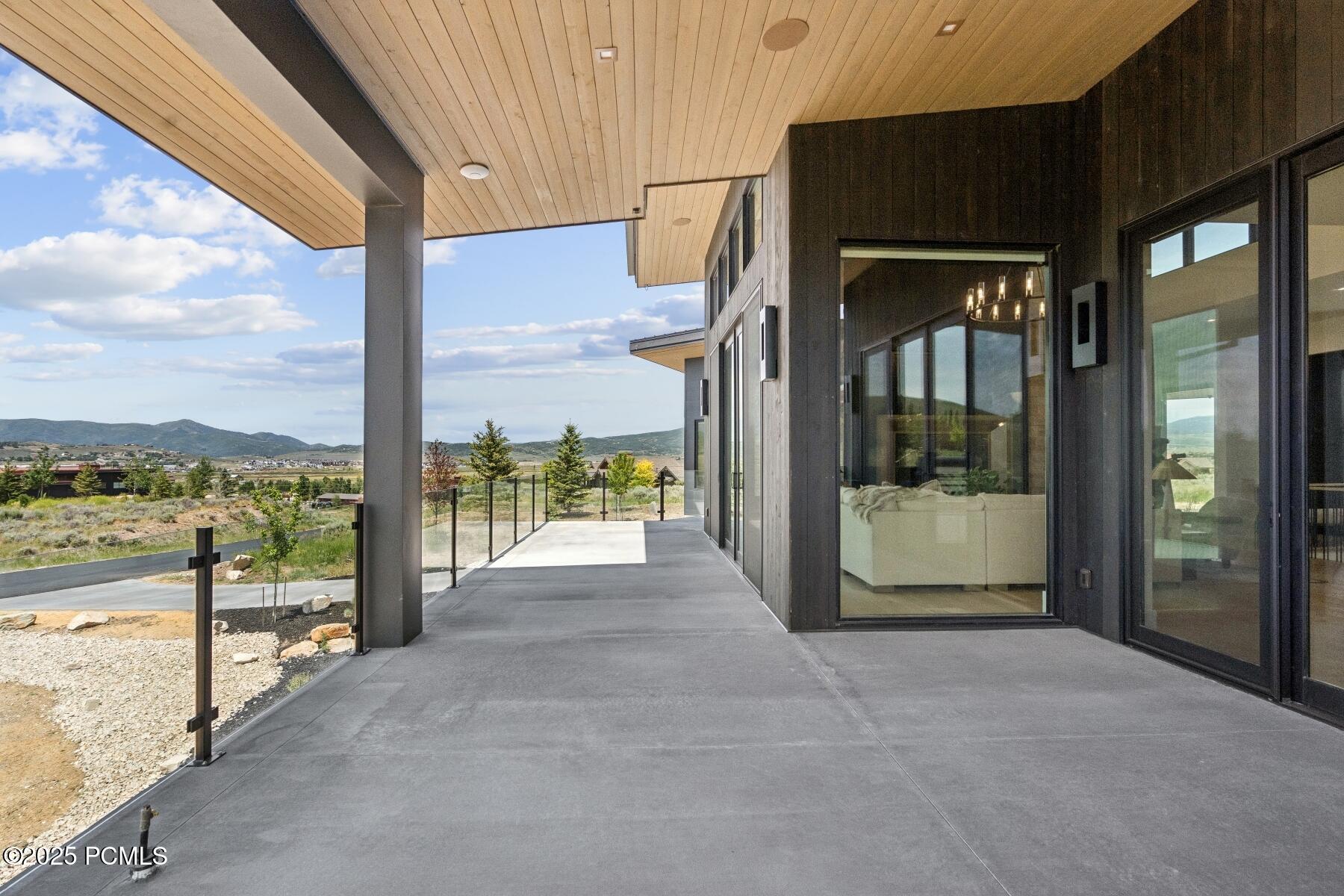 Park City, Utah 84098, United States, 5 Bedrooms Bedrooms, ,7 BathroomsBathrooms,Residential,Active,160723