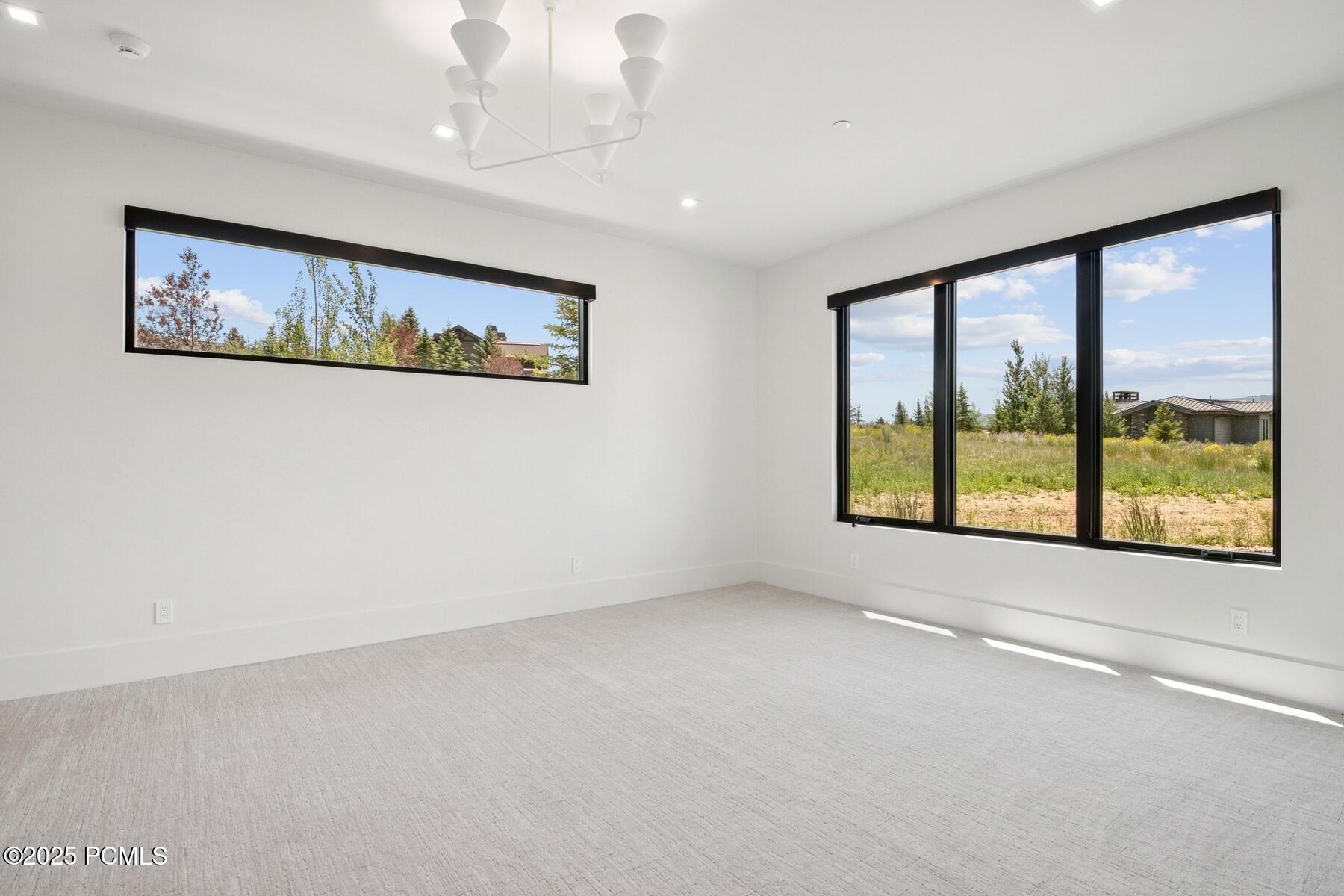 Park City, Utah 84098, United States, 5 Bedrooms Bedrooms, ,7 BathroomsBathrooms,Residential,Active,160723