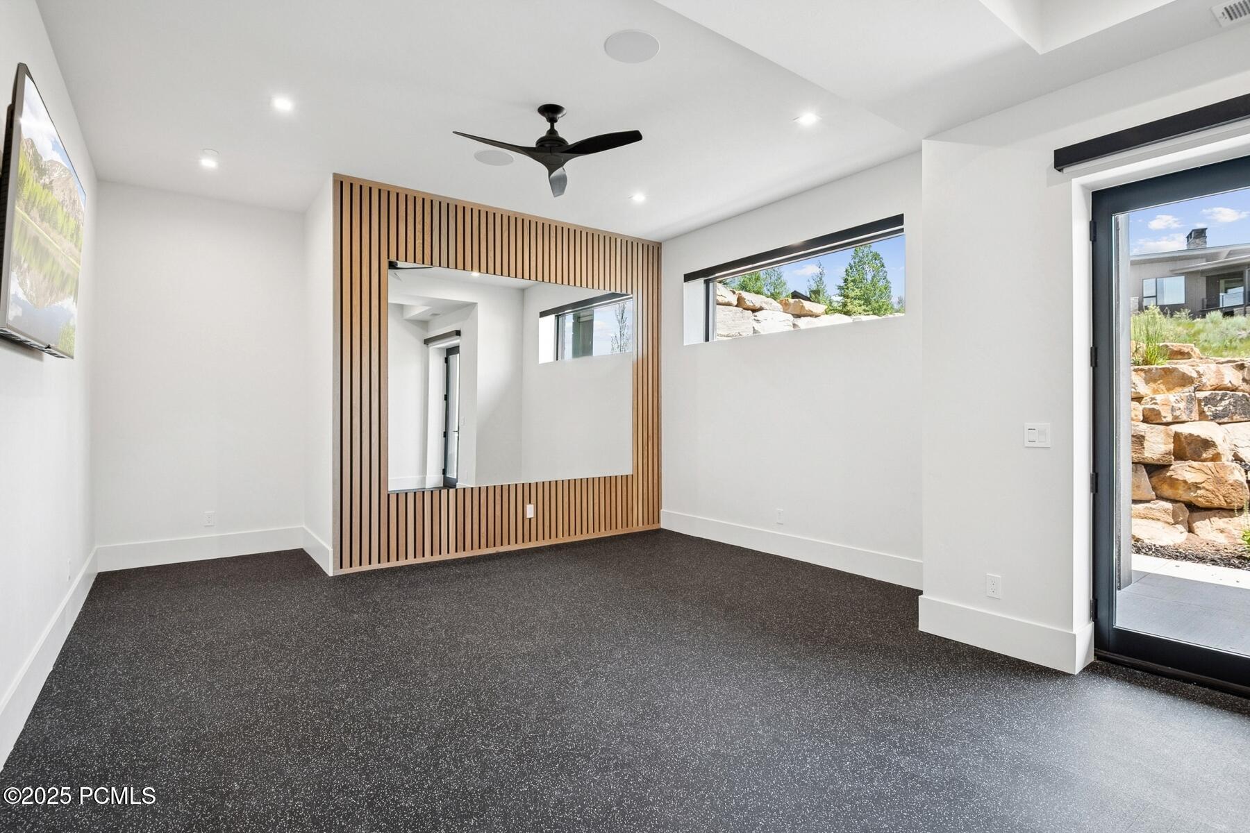 Park City, Utah 84098, United States, 5 Bedrooms Bedrooms, ,7 BathroomsBathrooms,Residential,Active,160723