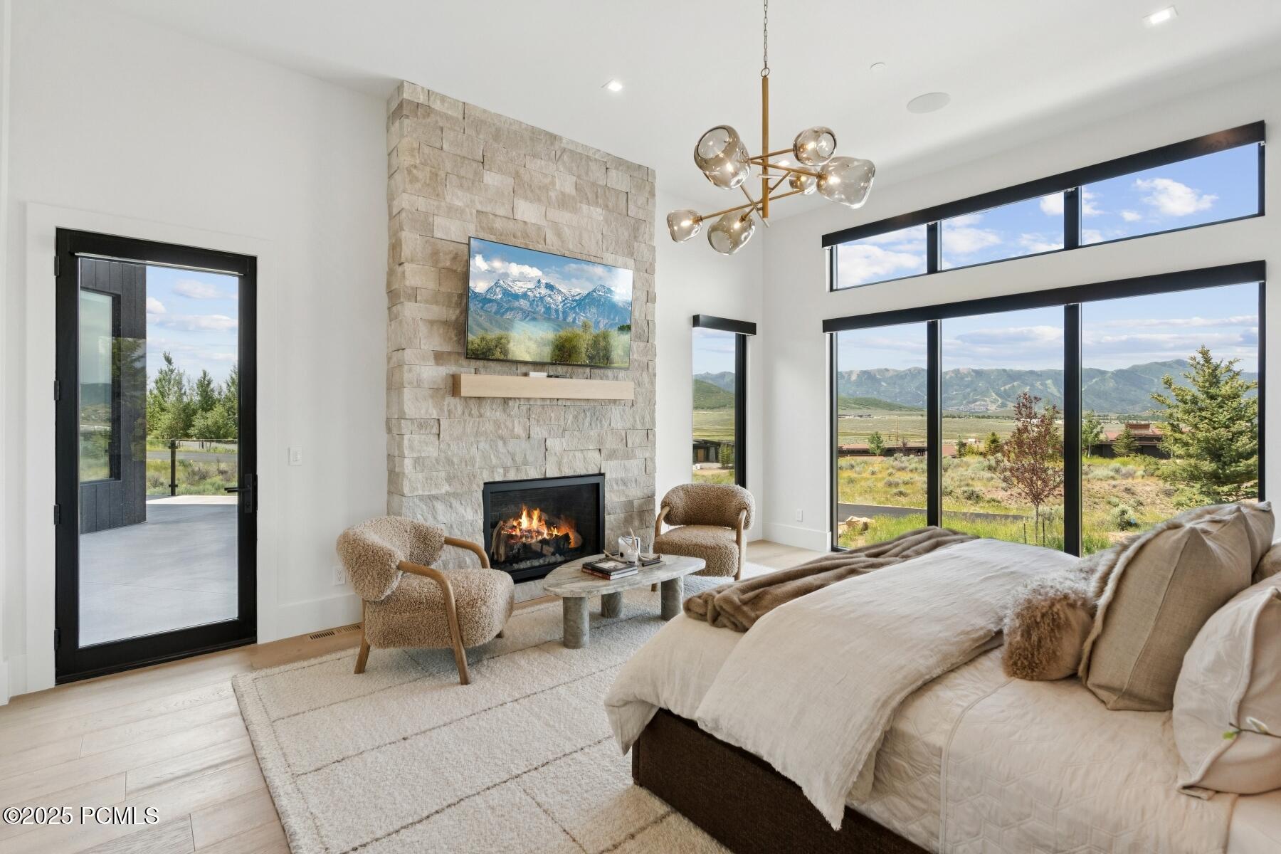 Park City, Utah 84098, United States, 5 Bedrooms Bedrooms, ,7 BathroomsBathrooms,Residential,Active,160723