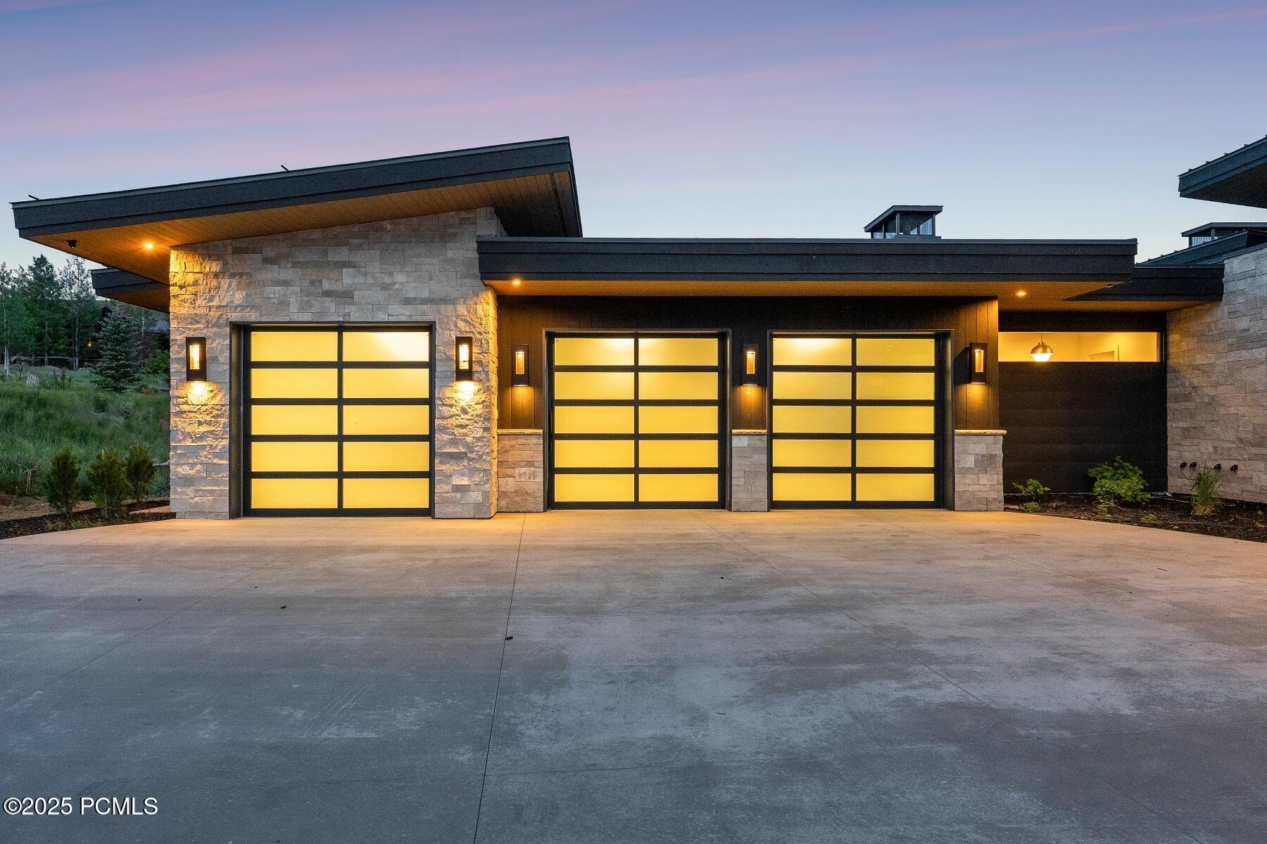 Park City, Utah 84098, United States, 5 Bedrooms Bedrooms, ,7 BathroomsBathrooms,Residential,Active,160723