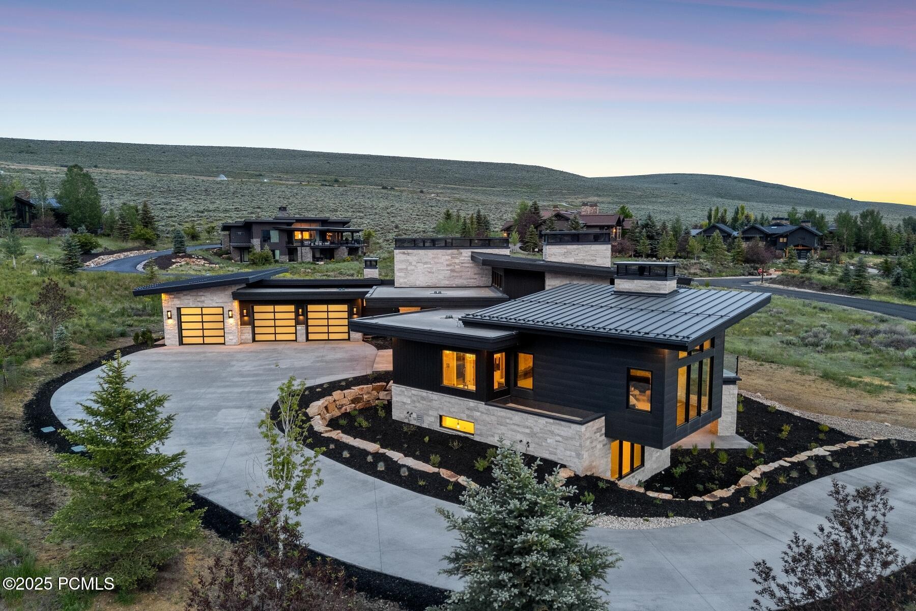 Park City, Utah 84098, United States, 5 Bedrooms Bedrooms, ,7 BathroomsBathrooms,Residential,Active,160723