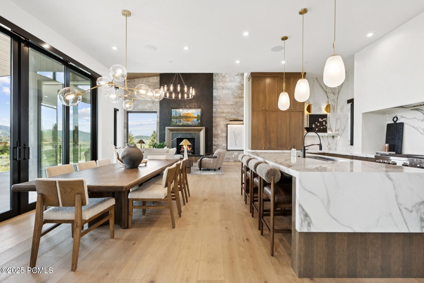 Park City, Utah 84098, United States, 5 Bedrooms Bedrooms, ,7 BathroomsBathrooms,Residential,Active,160723