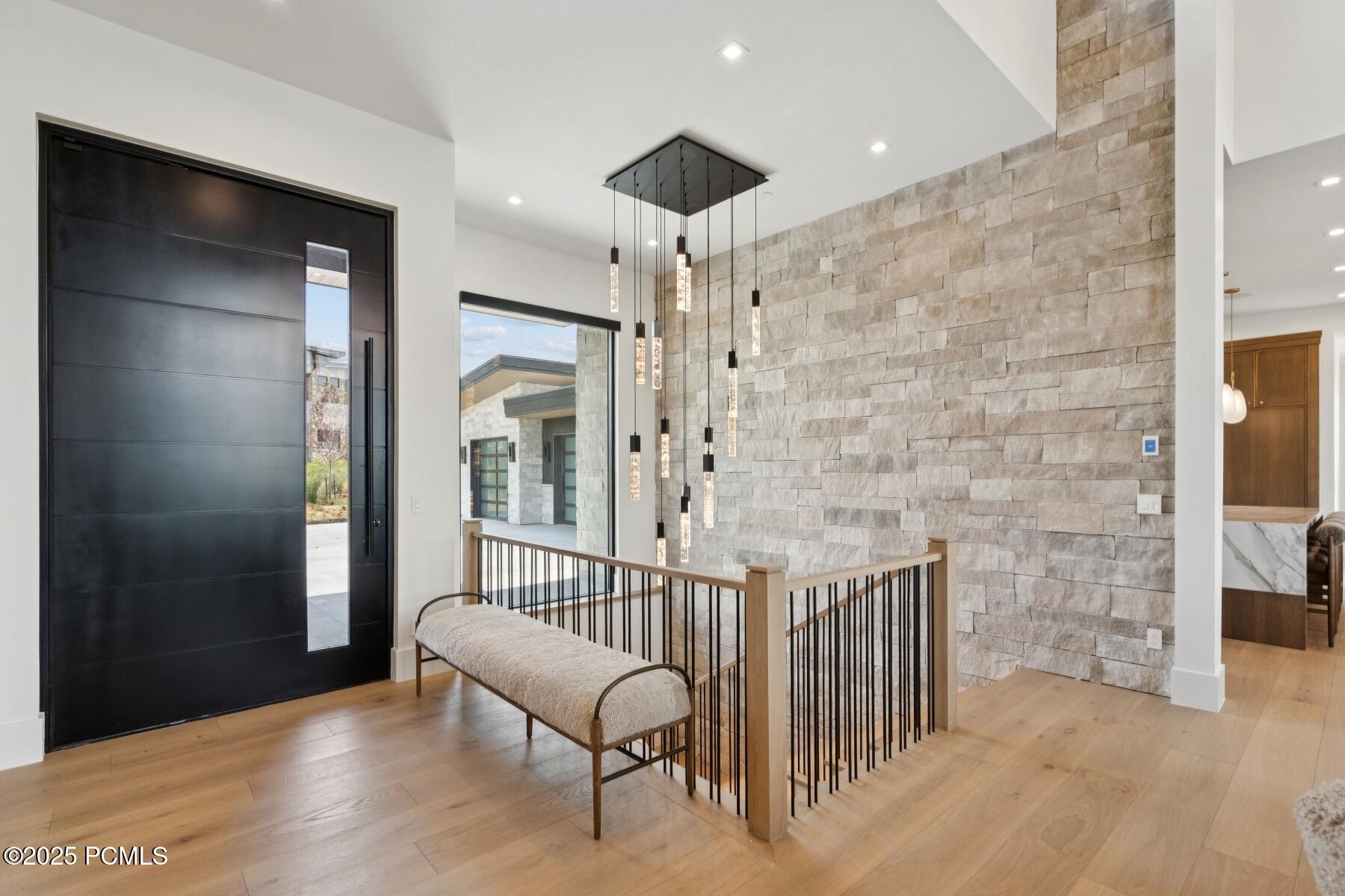 Park City, Utah 84098, United States, 5 Bedrooms Bedrooms, ,7 BathroomsBathrooms,Residential,Active,160723