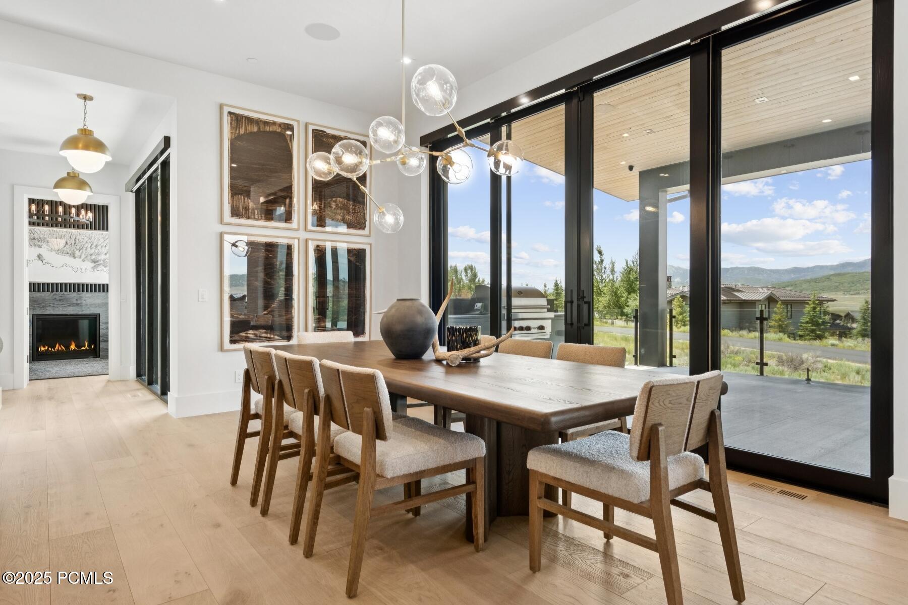 Park City, Utah 84098, United States, 5 Bedrooms Bedrooms, ,7 BathroomsBathrooms,Residential,Active,160723