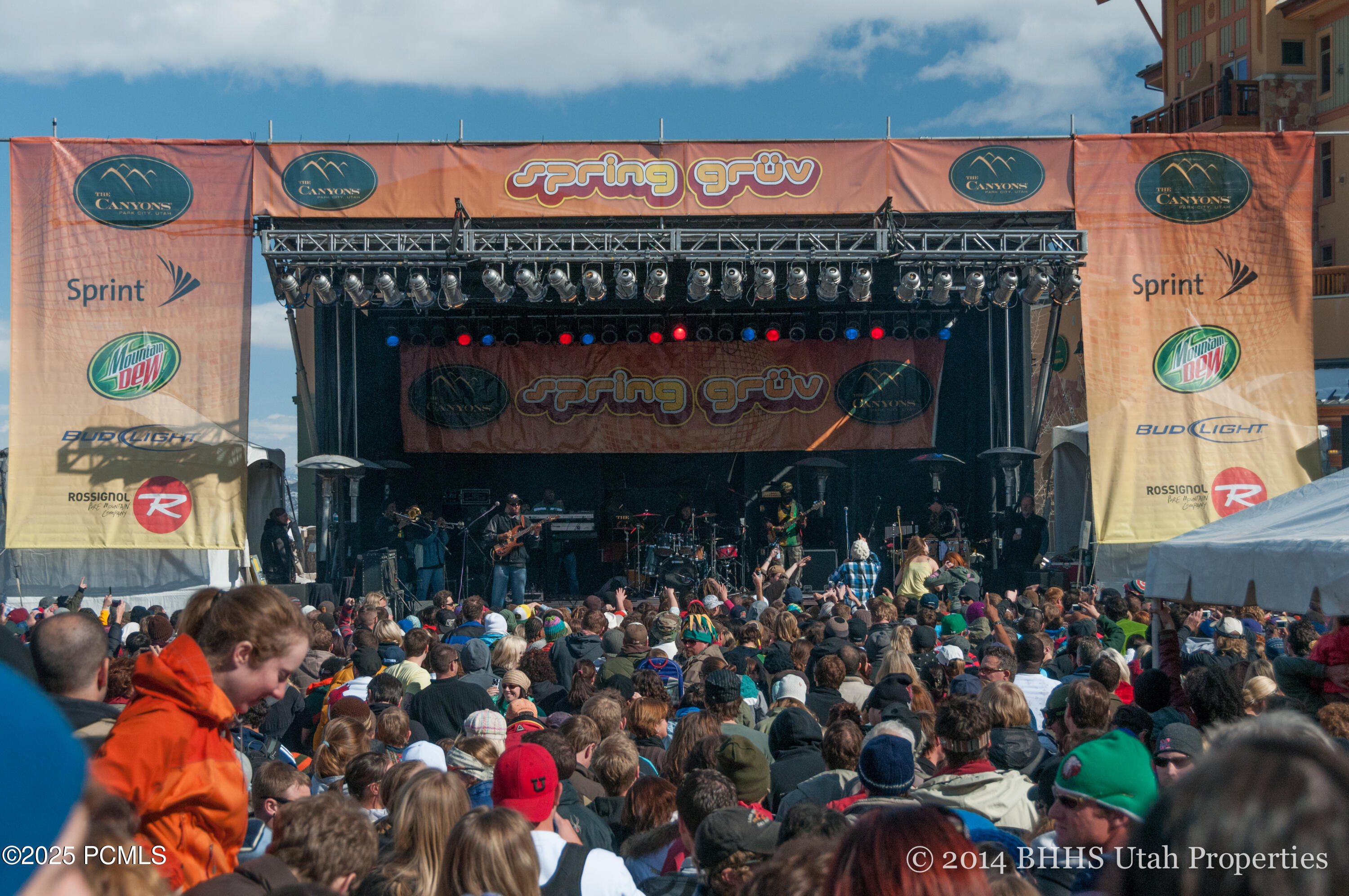 Park City, Utah 84098, United States, 3 Bedrooms Bedrooms, ,2 BathroomsBathrooms,Residential,Pending,184835