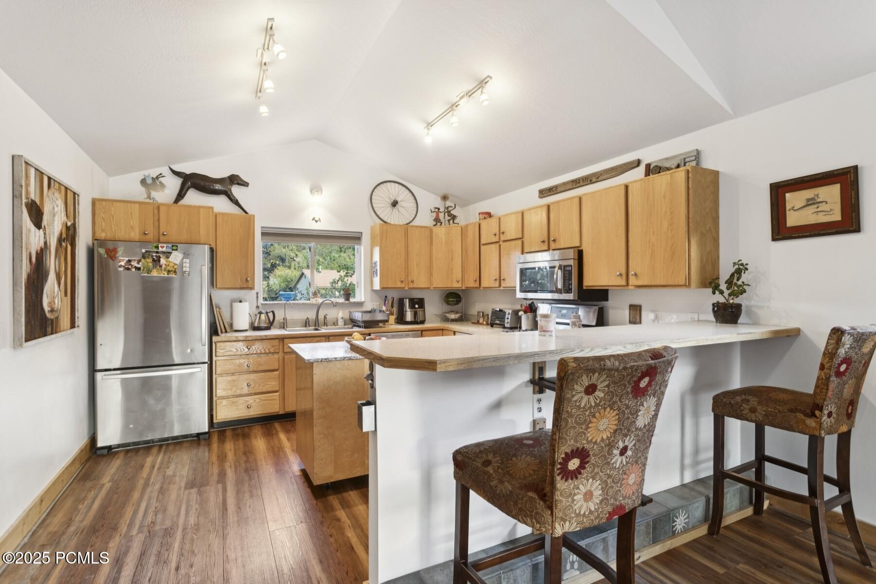 Park City, Utah 84098, United States, 3 Bedrooms Bedrooms, ,2 BathroomsBathrooms,Residential,Pending,184835