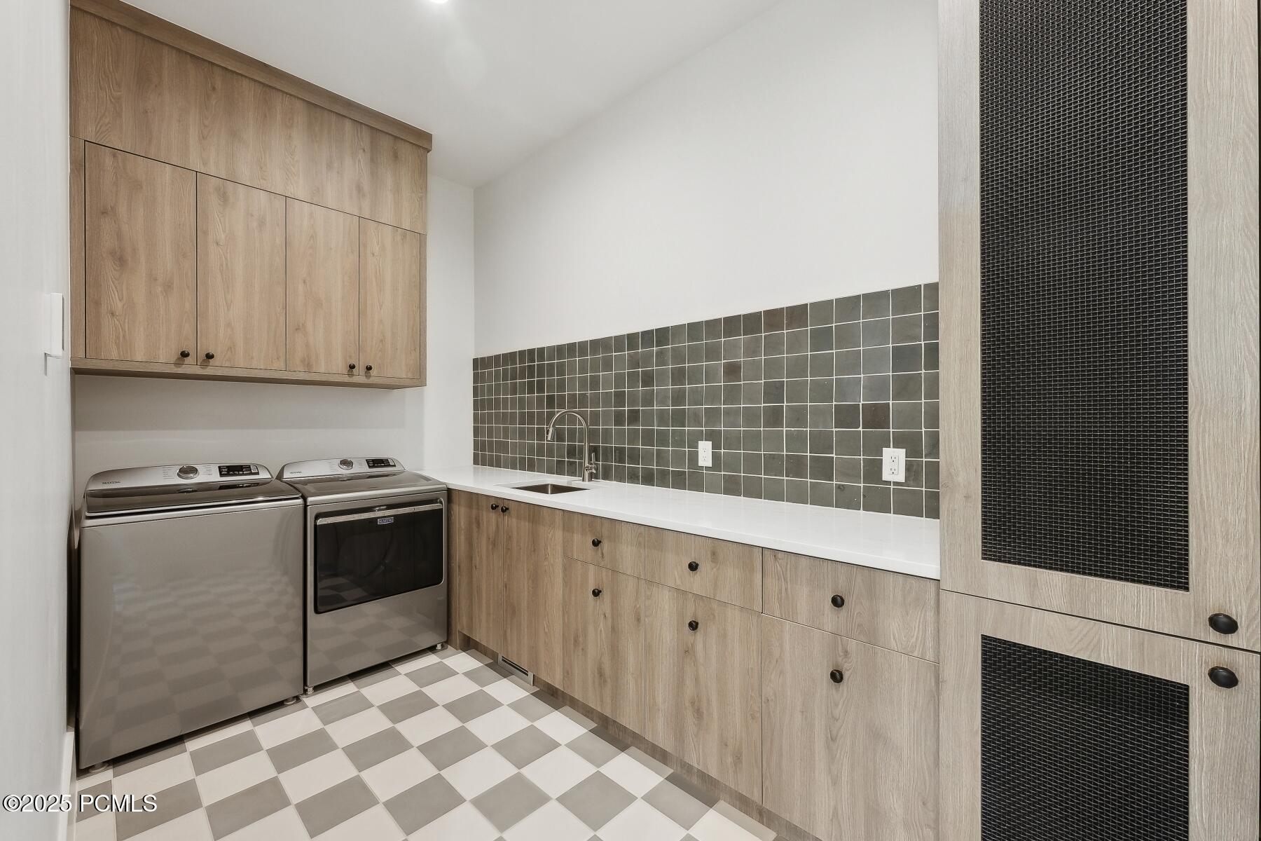 Park City, Utah 84098, United States, 5 Bedrooms Bedrooms, ,8 BathroomsBathrooms,Residential,Active,8619