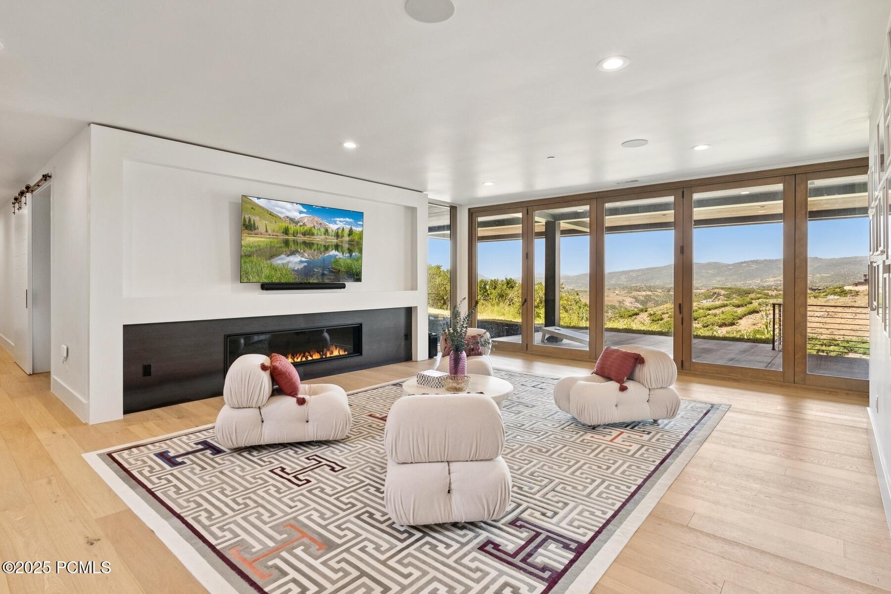 Park City, Utah 84098, United States, 5 Bedrooms Bedrooms, ,8 BathroomsBathrooms,Residential,Active,8619