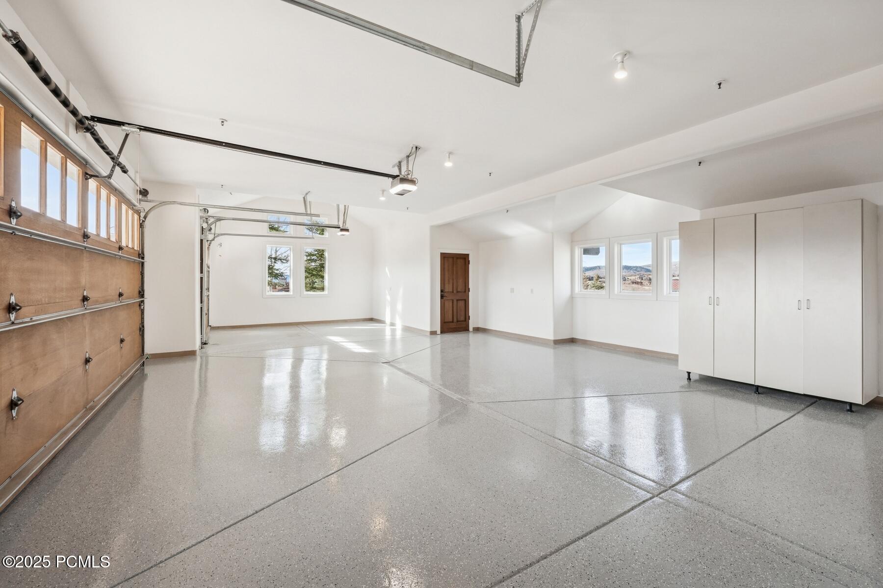 Park City, Utah 84098, United States, 4 Bedrooms Bedrooms, ,5 BathroomsBathrooms,Residential,Active,242525