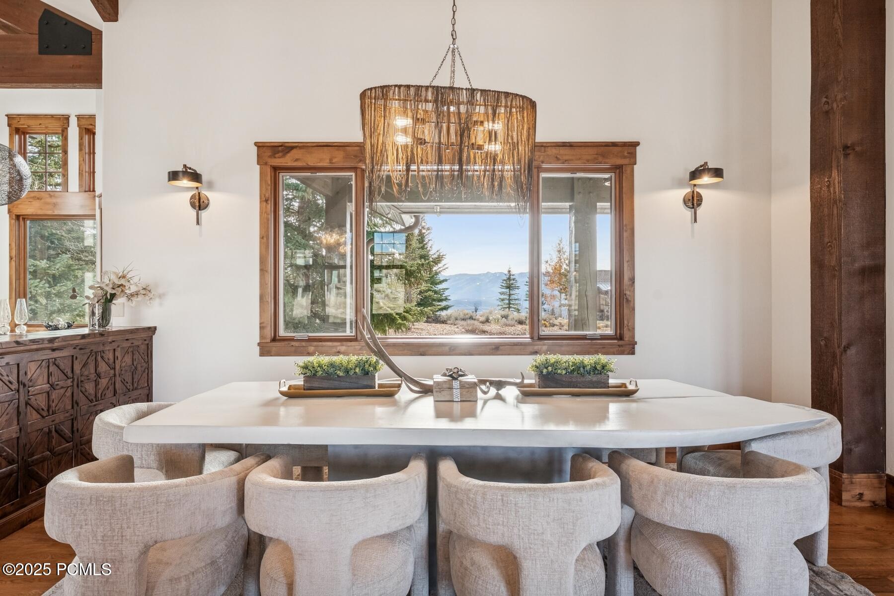 Park City, Utah 84098, United States, 4 Bedrooms Bedrooms, ,5 BathroomsBathrooms,Residential,Active,242525