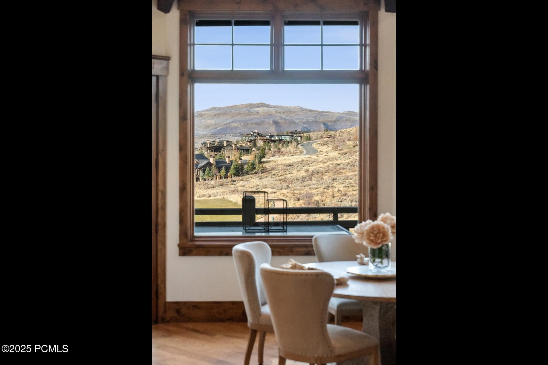 Park City, Utah 84098, United States, 4 Bedrooms Bedrooms, ,5 BathroomsBathrooms,Residential,Active,242525