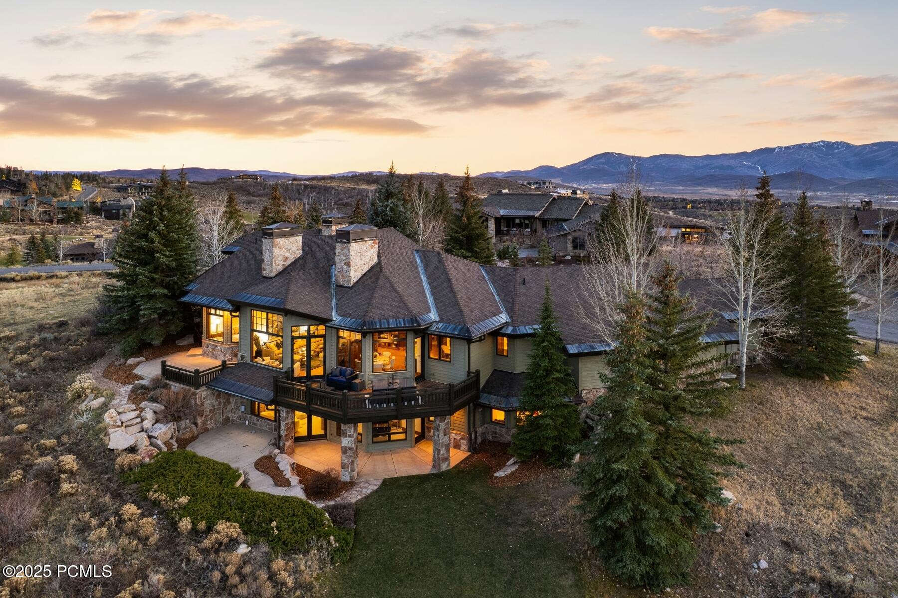 Park City, Utah 84098, United States, 4 Bedrooms Bedrooms, ,5 BathroomsBathrooms,Residential,Active,242525