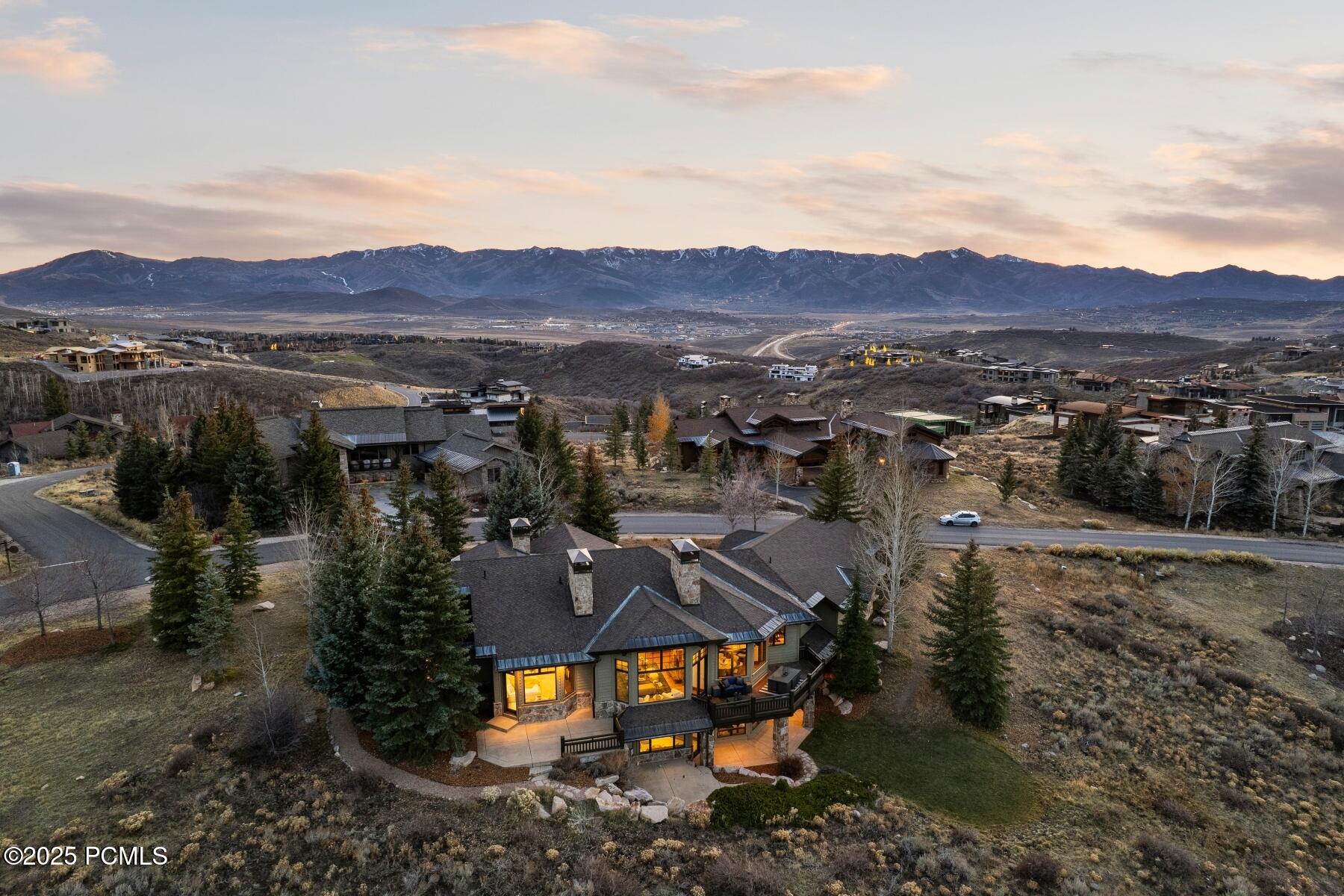Park City, Utah 84098, United States, 4 Bedrooms Bedrooms, ,5 BathroomsBathrooms,Residential,Active,242525